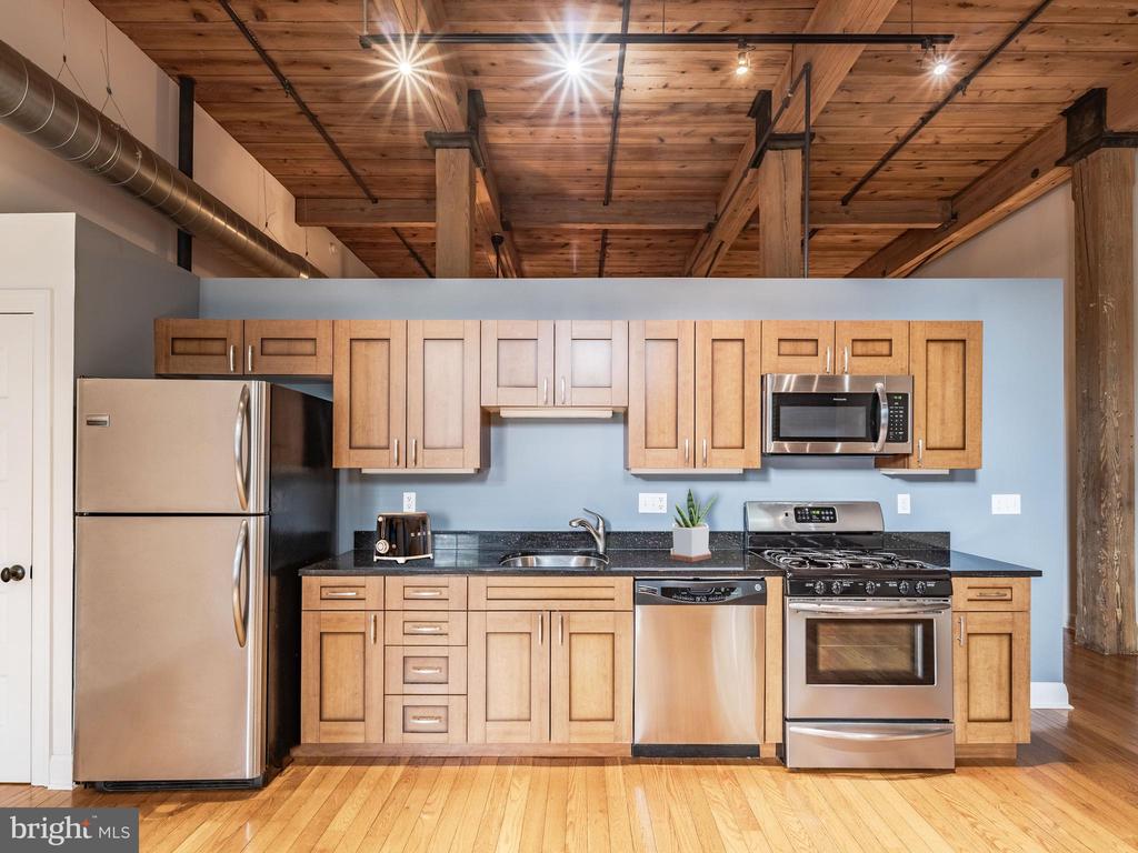 2551 Trenton Ave #105