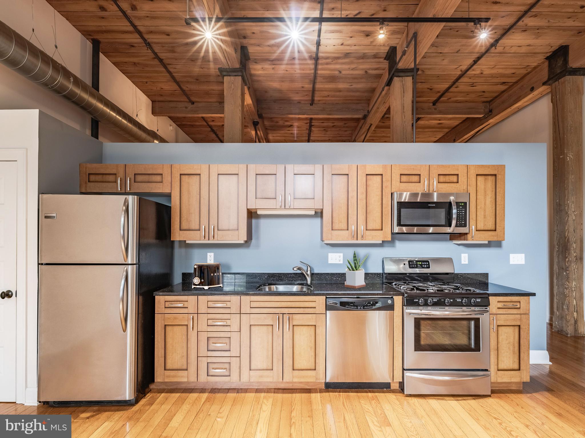 2551 Trenton Ave #105