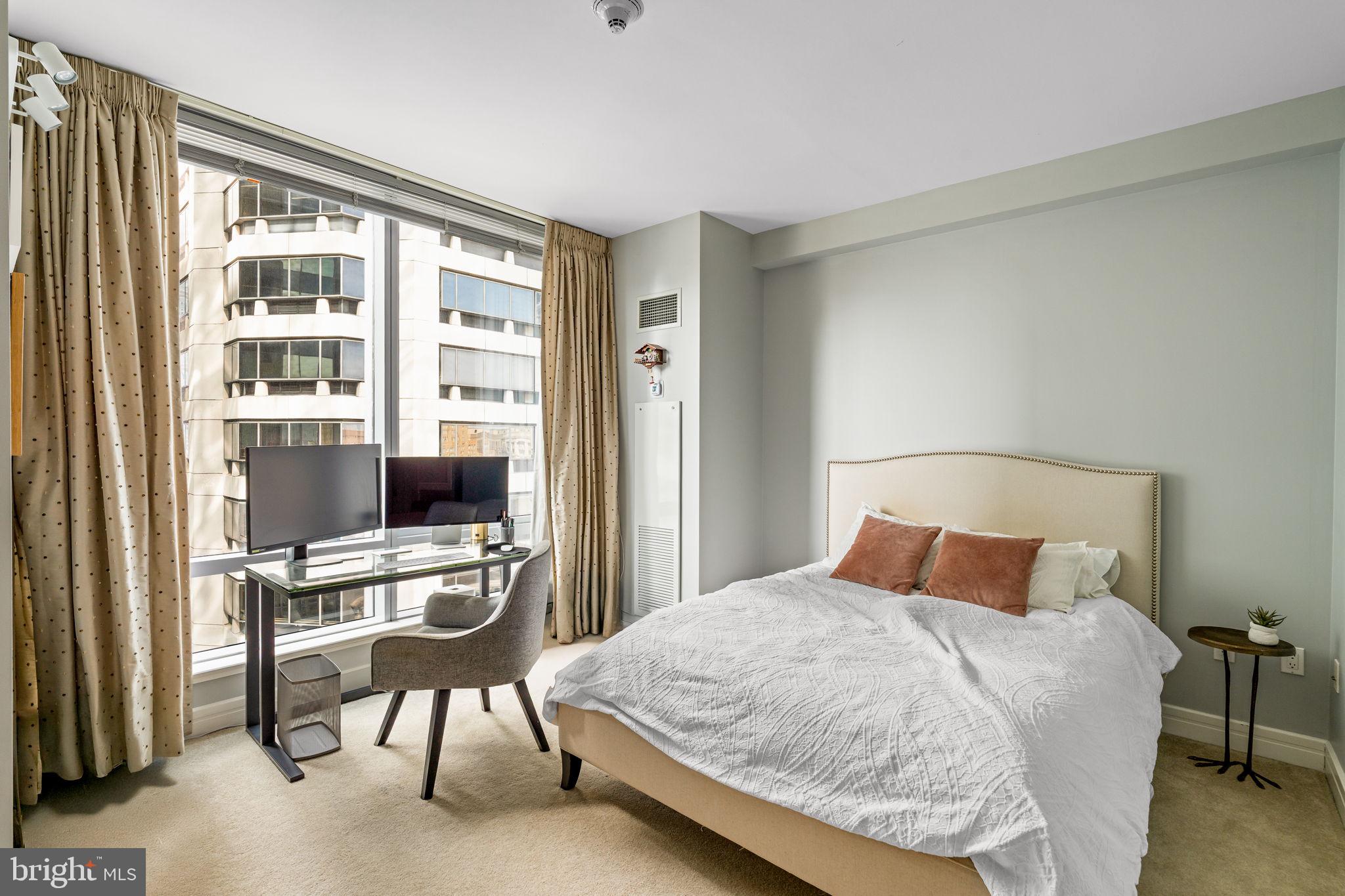 1414 S Penn Sq #24f