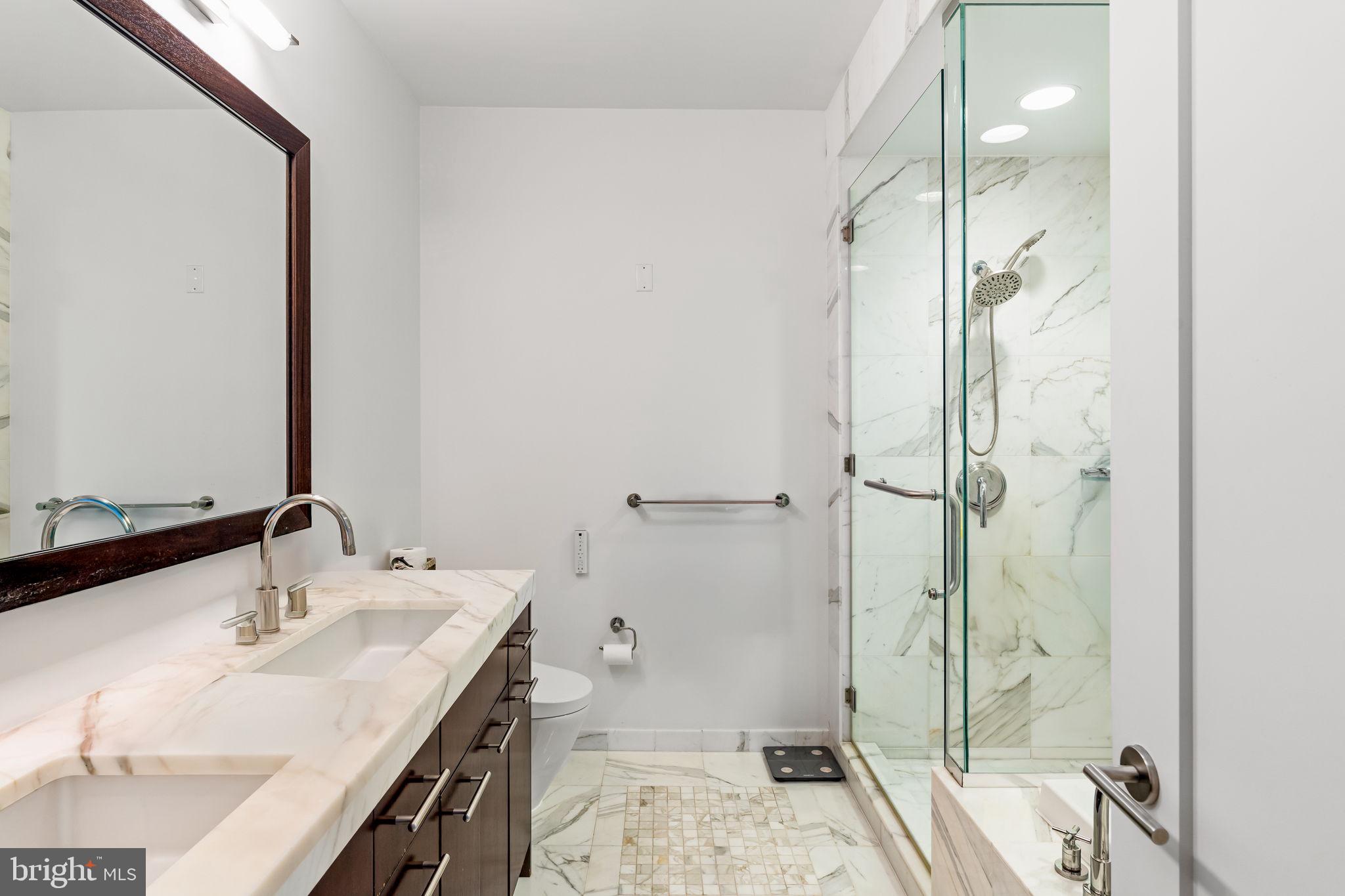 1414 S Penn Sq #24f