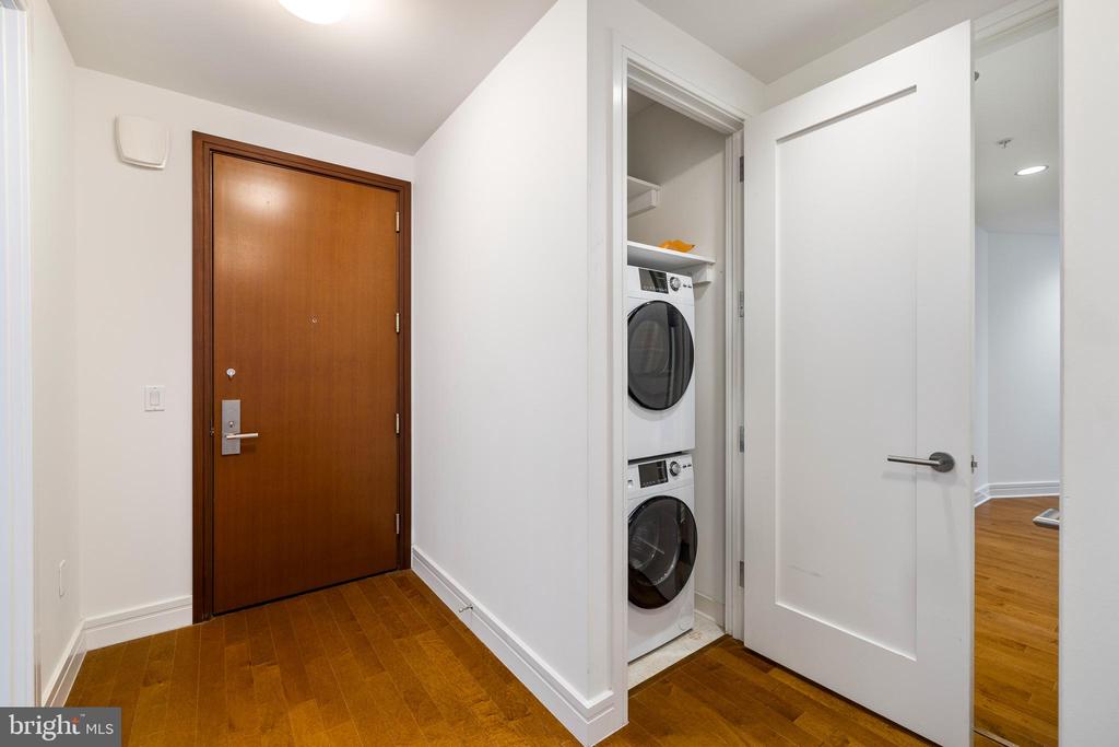 1414 S Penn Sq #9a