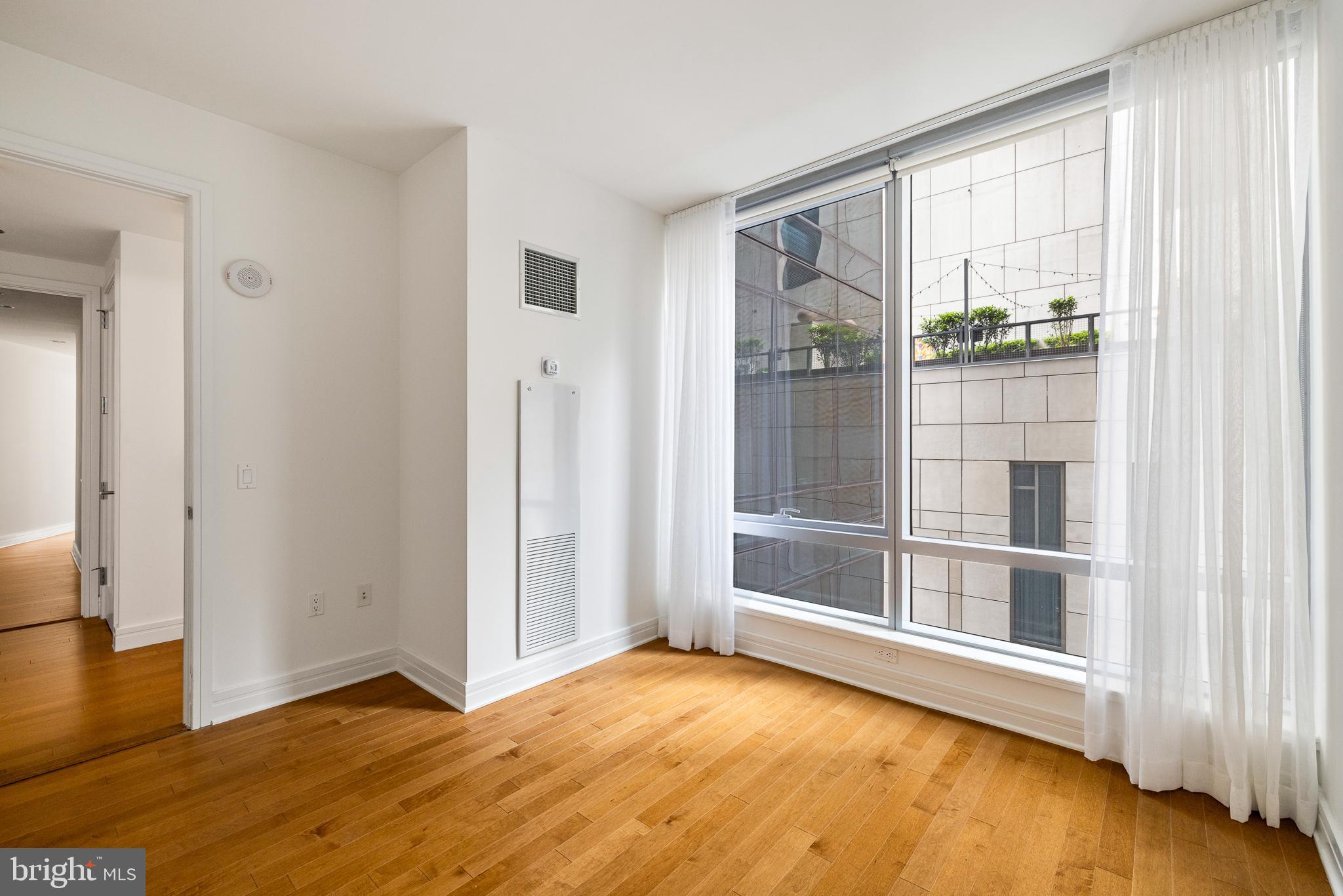 1414 S Penn Sq #9a