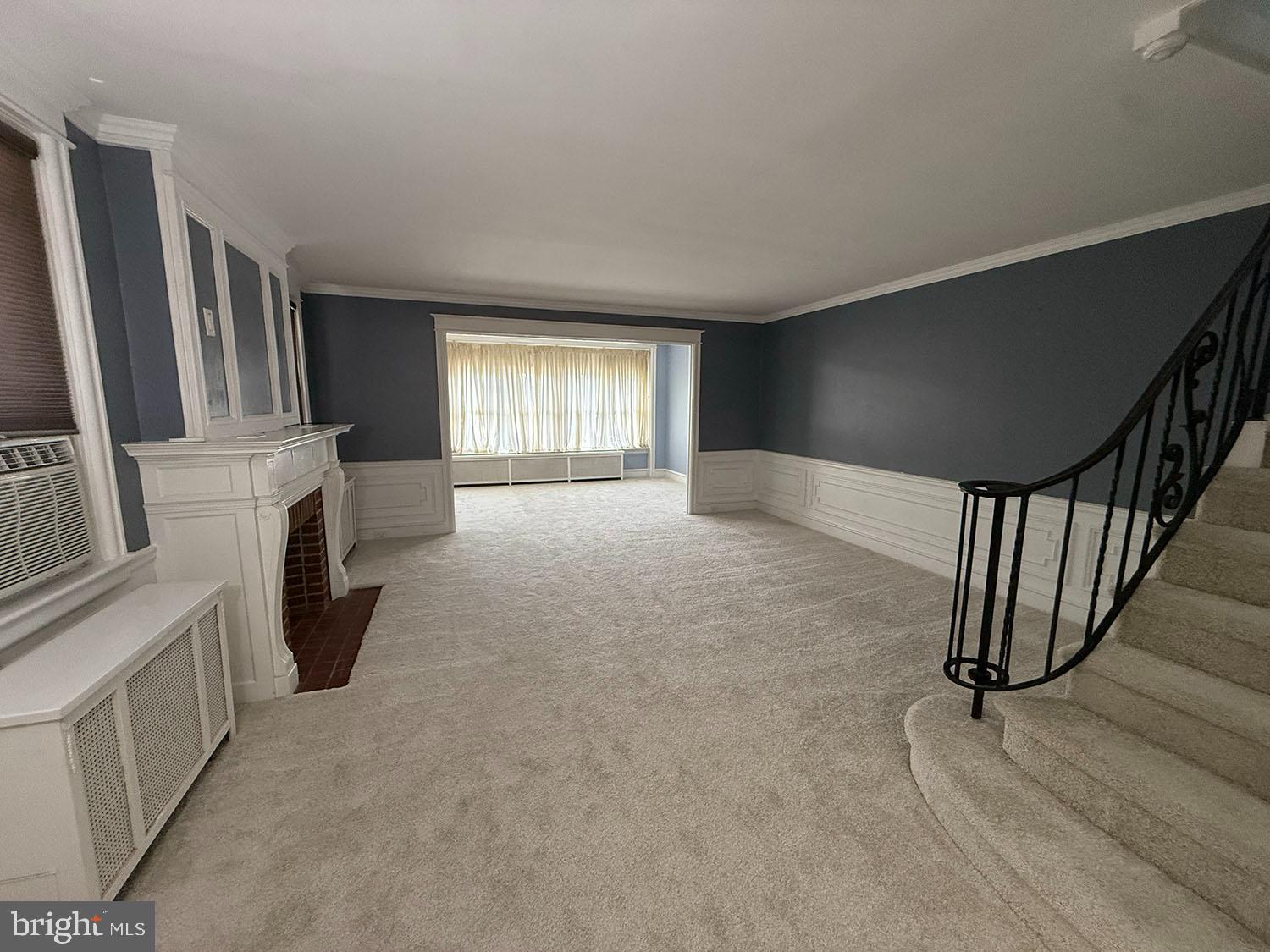 5902 E Roosevelt Blvd