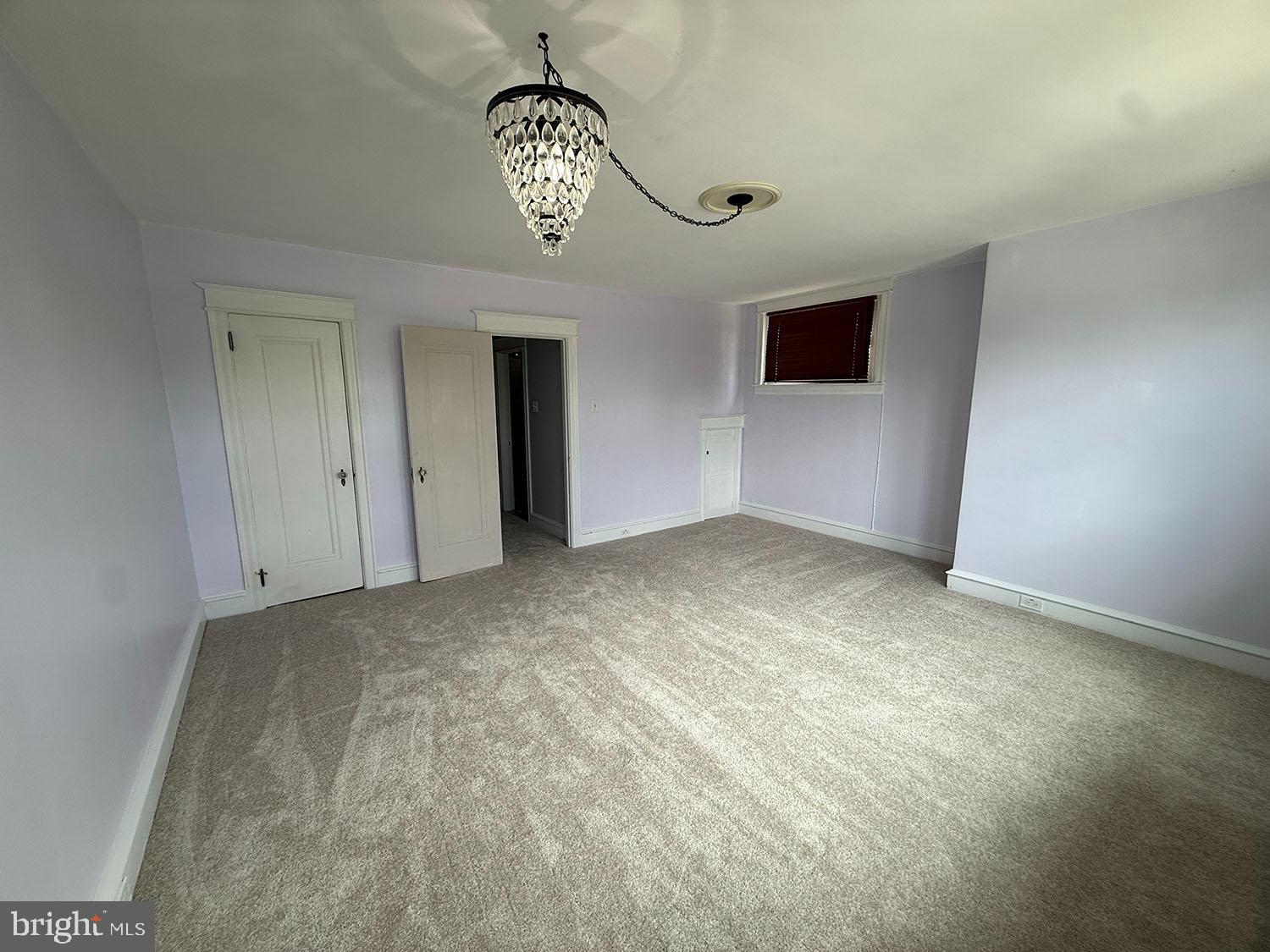 5902 E Roosevelt Blvd