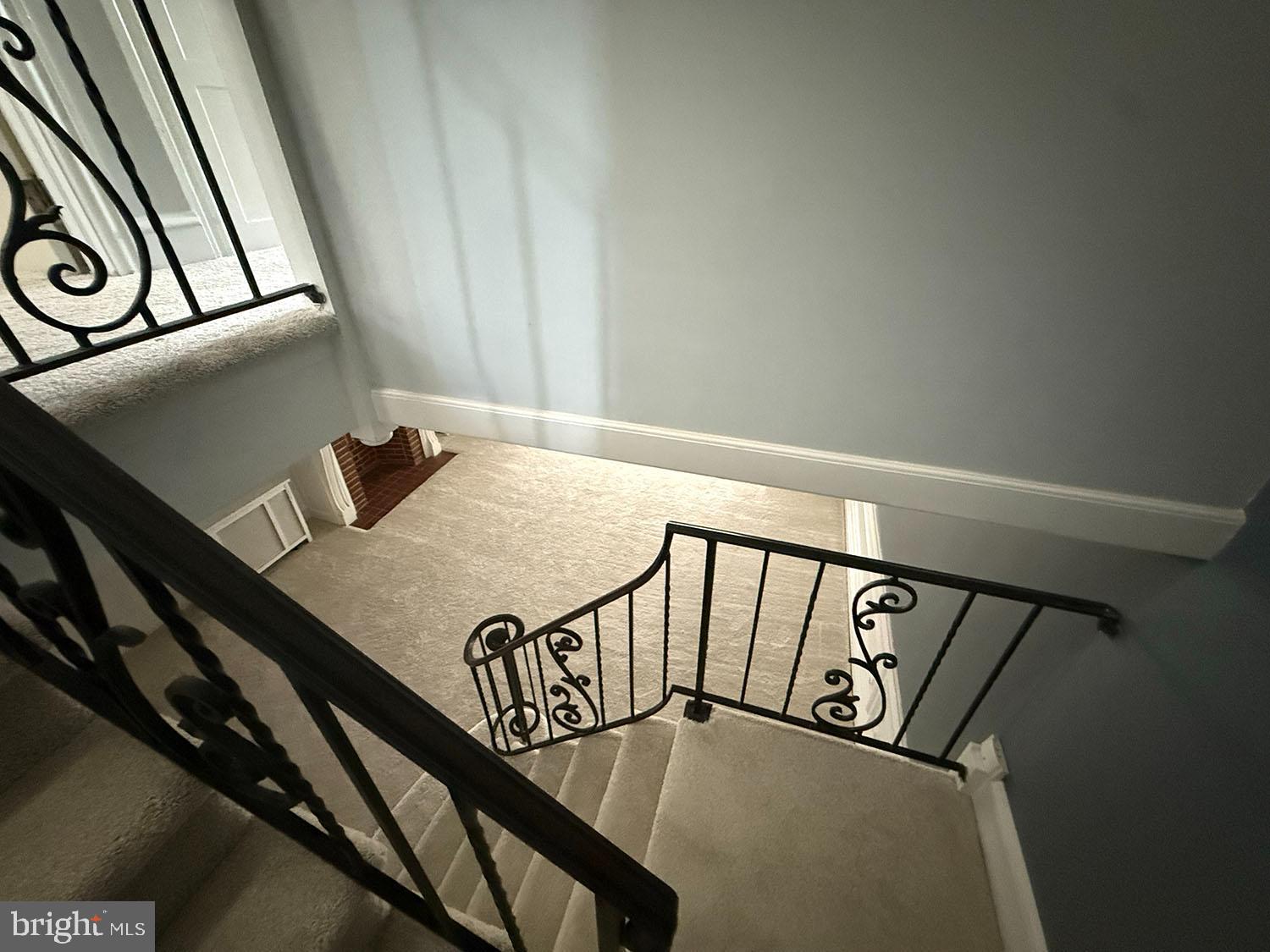 5902 E Roosevelt Blvd