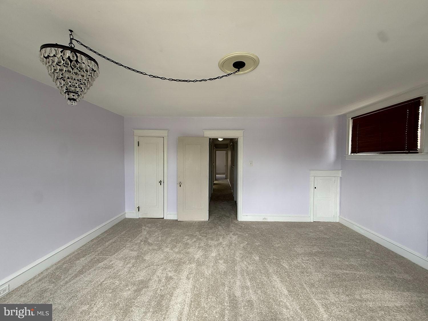 5902 E Roosevelt Blvd