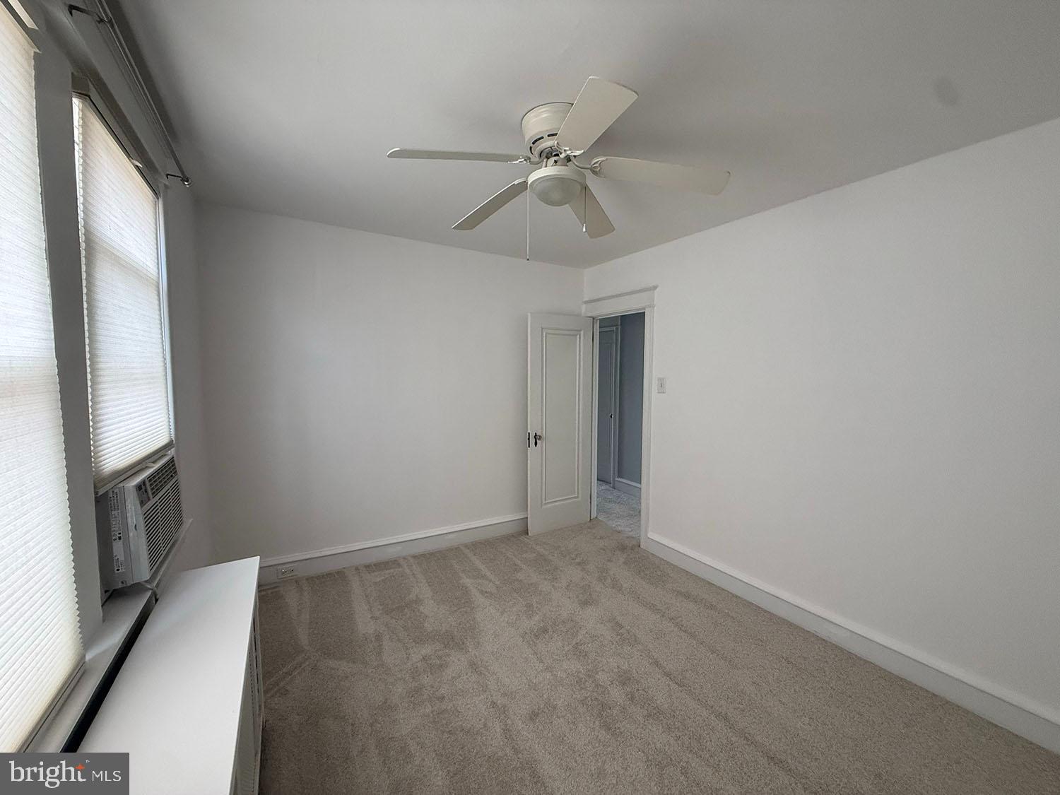 5902 E Roosevelt Blvd