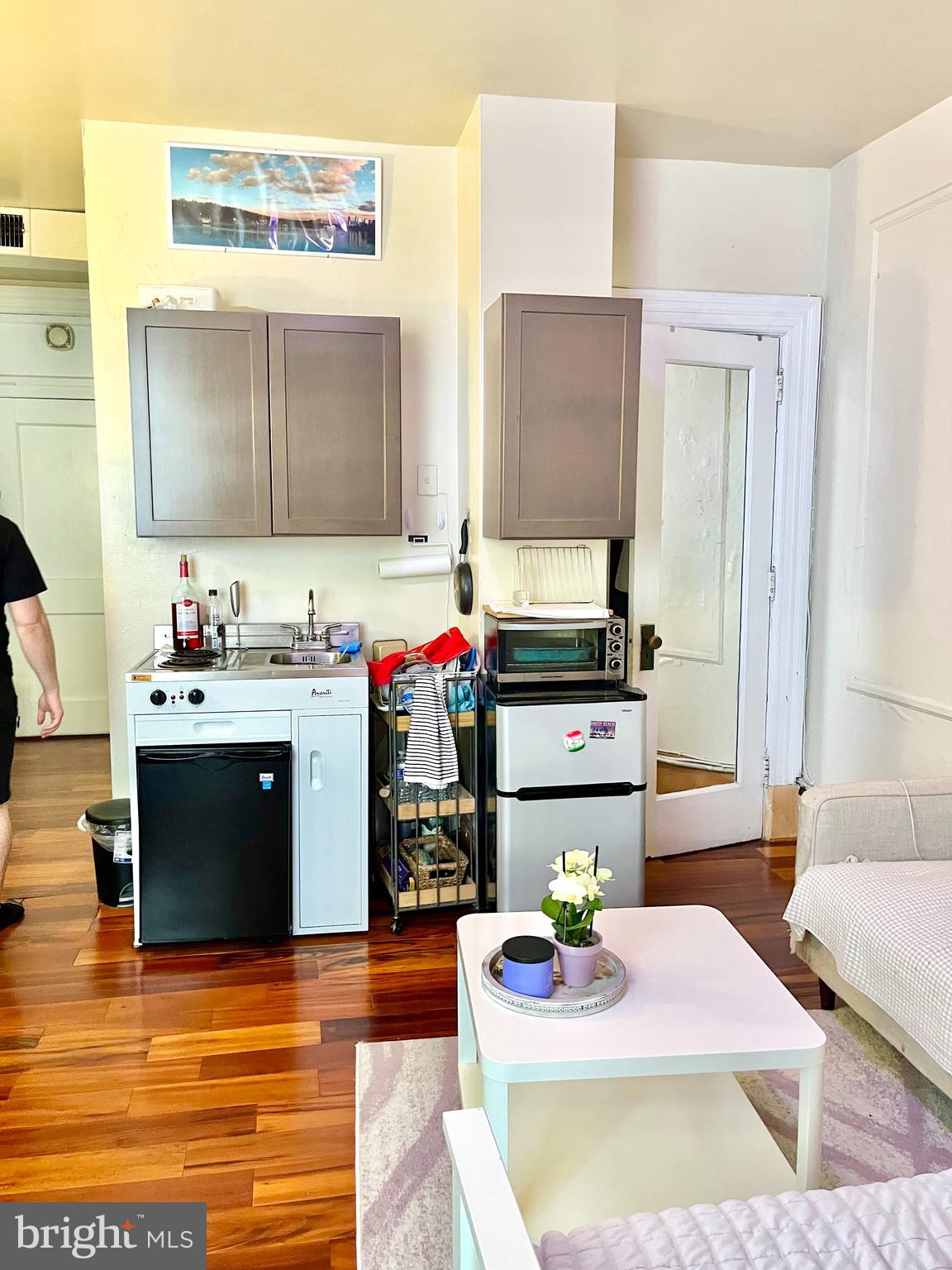 1324 Locust St #1017