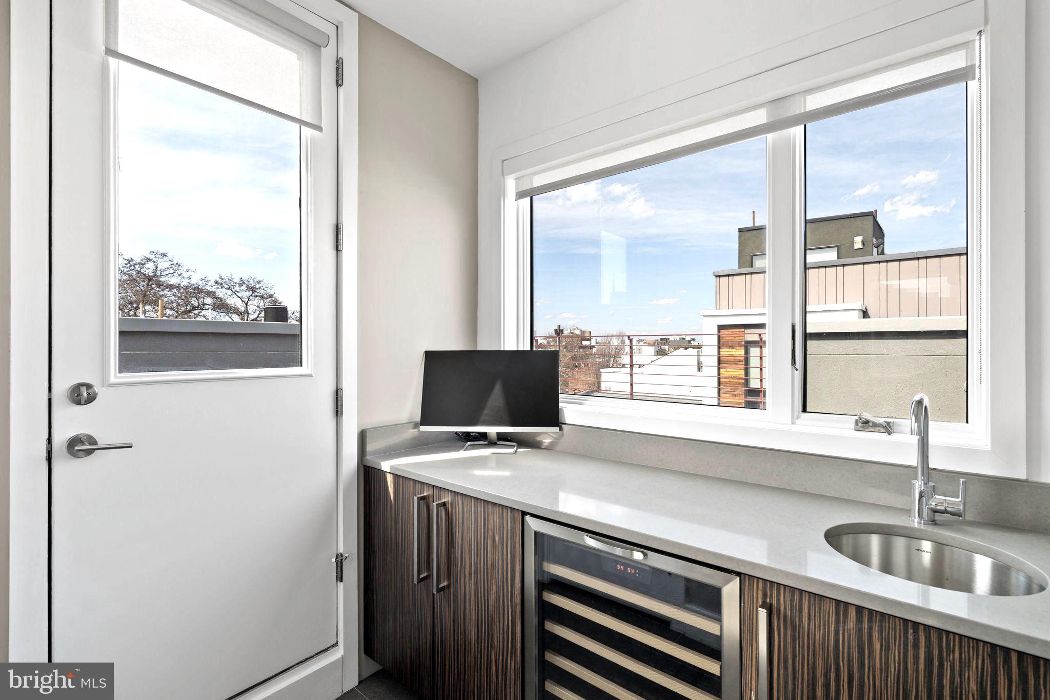 204 W Laurel St #3
