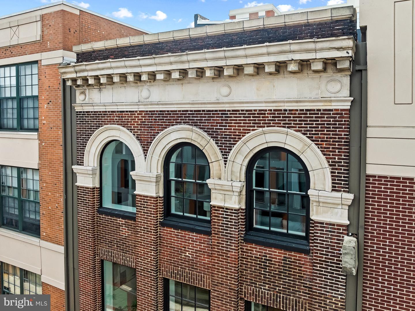 124 N 2nd St #4