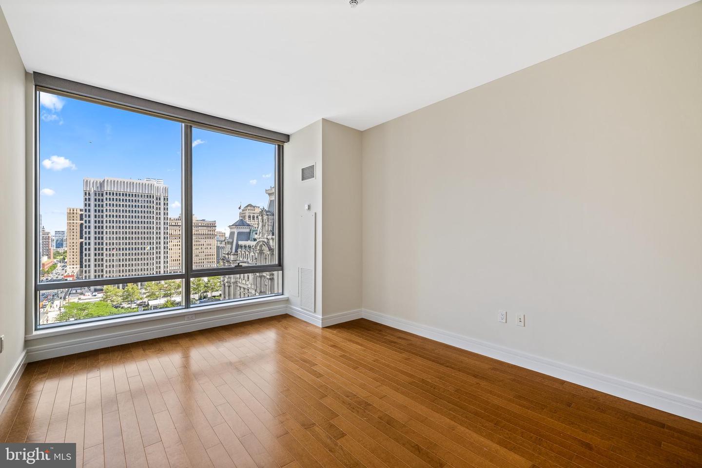 1414 S Penn Sq #14e