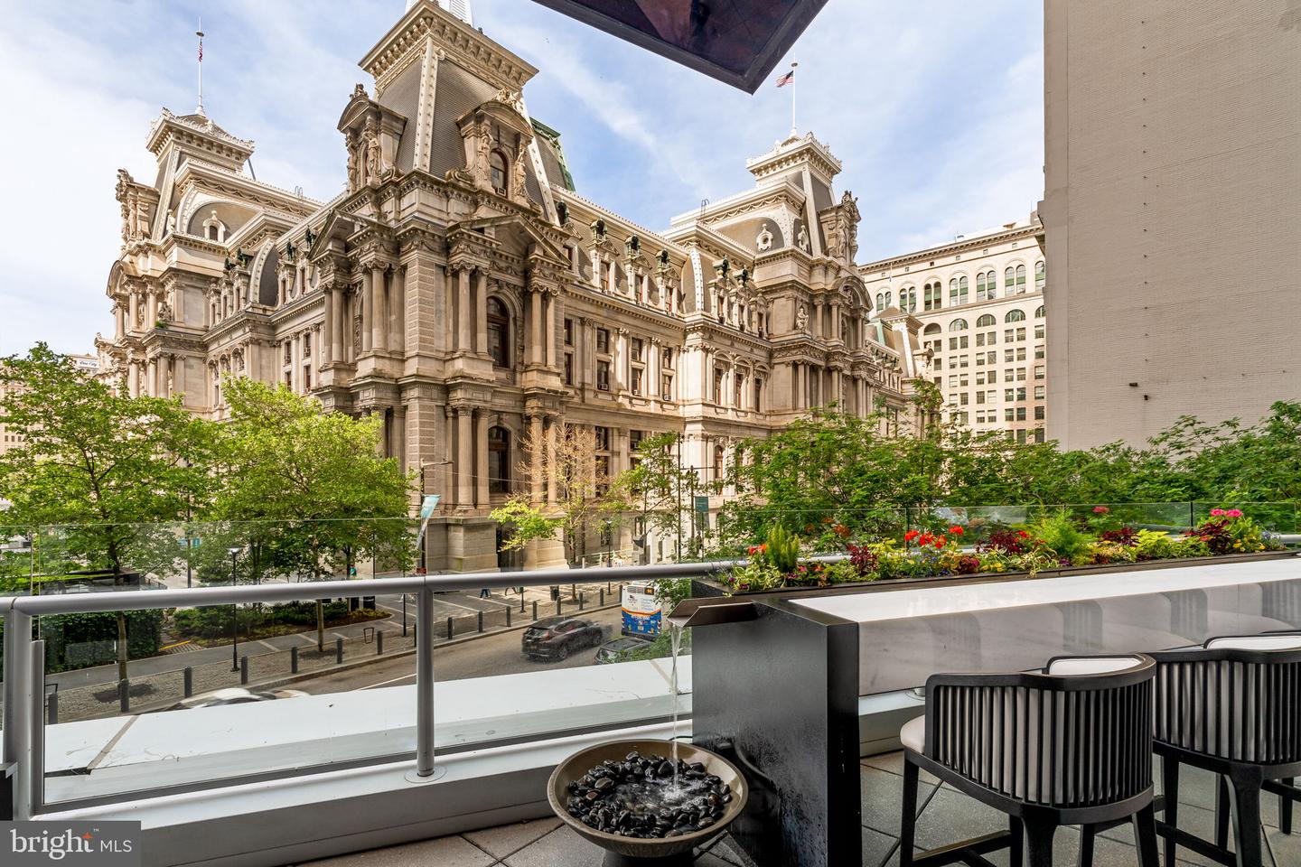 1414 S Penn Sq #14e