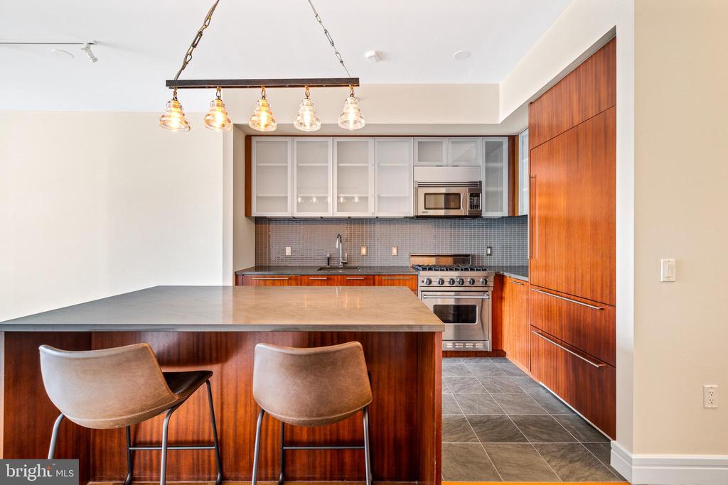 1414 S PENN SQ #14E