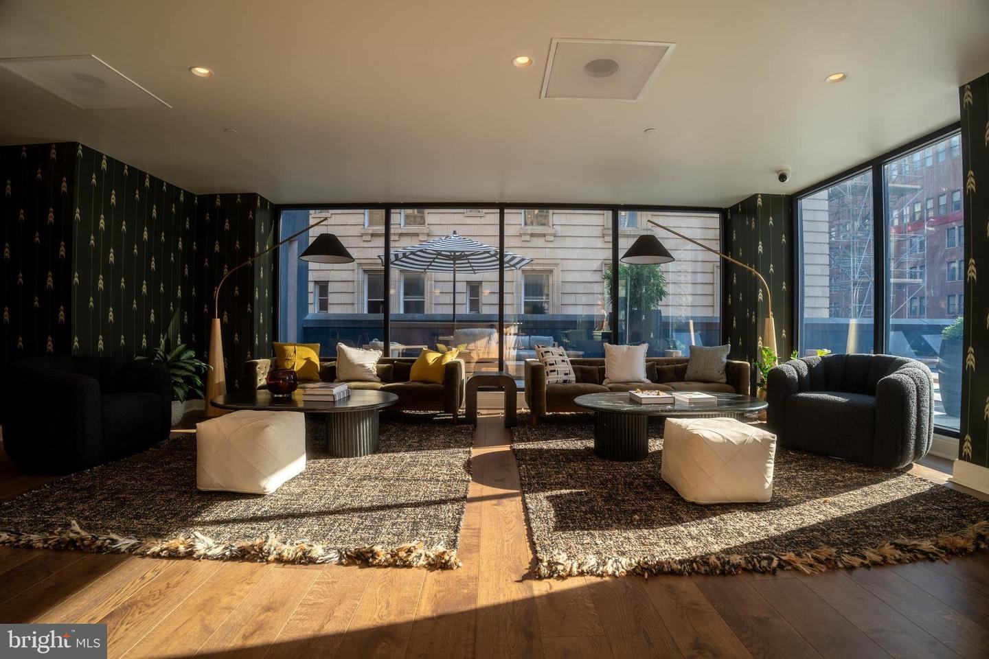 200 S BROAD ST #803