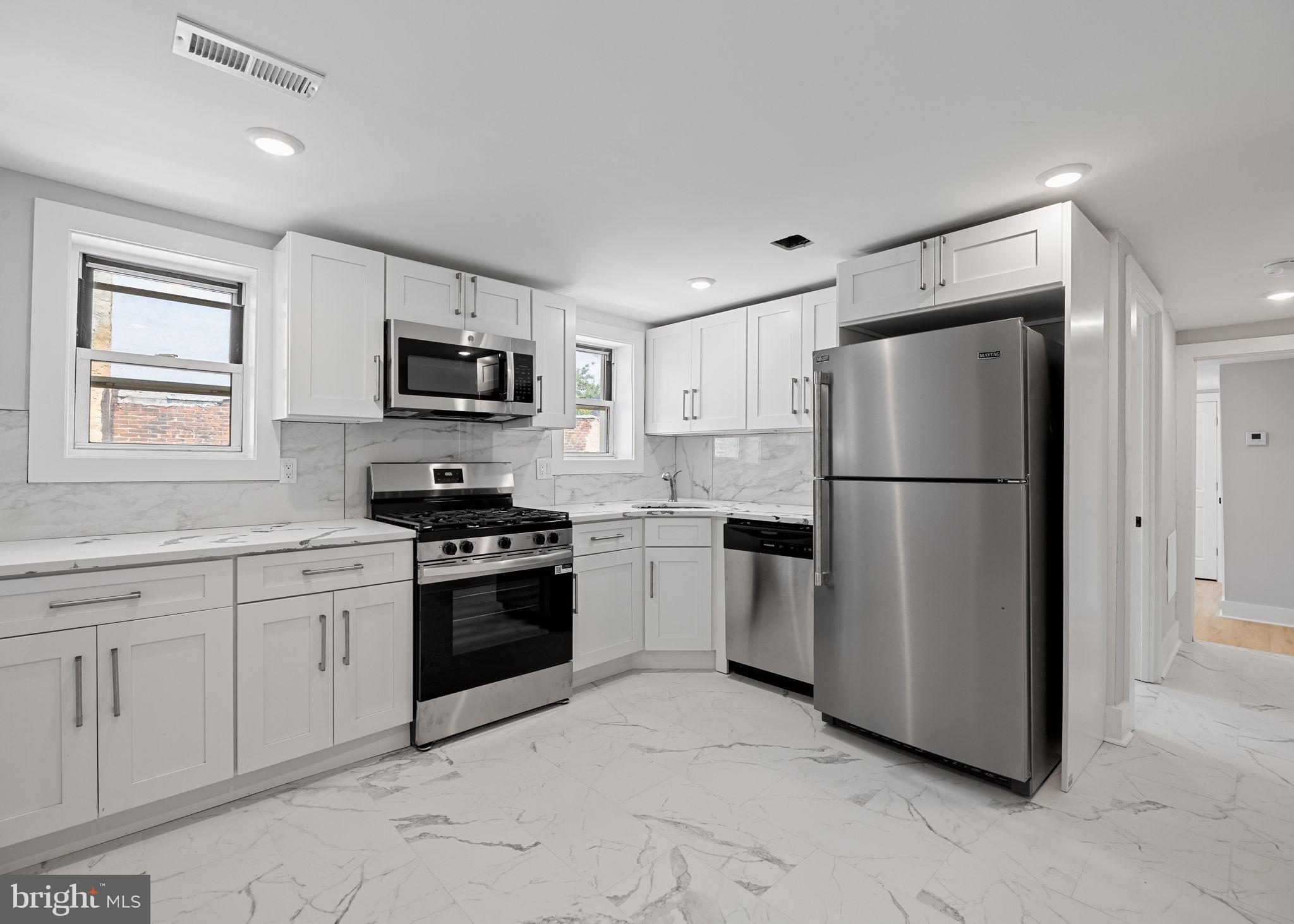 1309 MARLBOROUGH ST #3