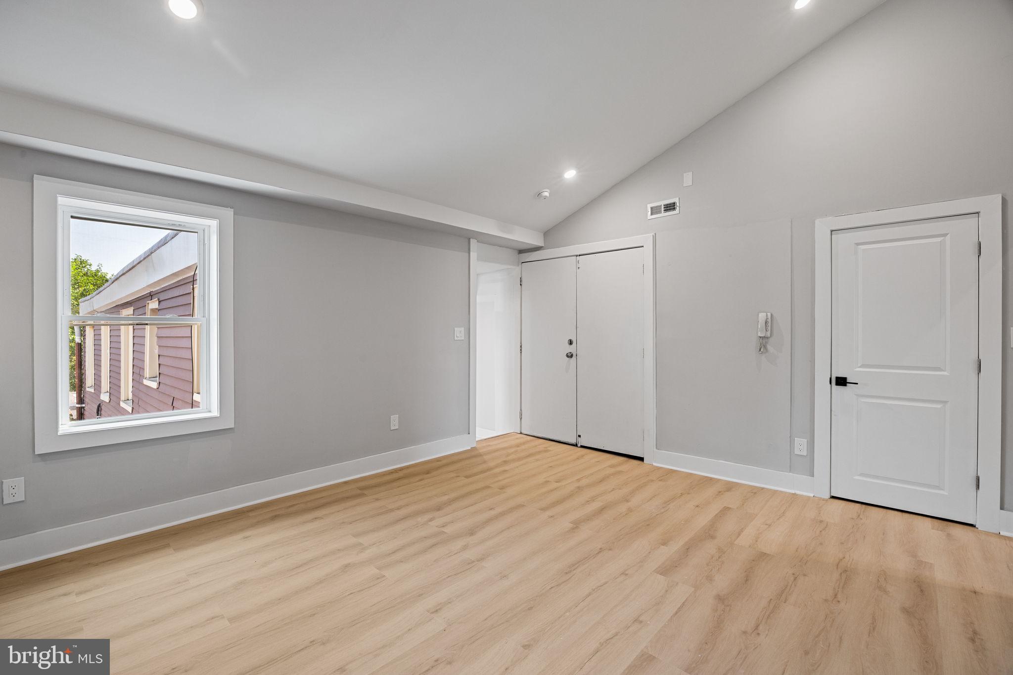 1309 MARLBOROUGH ST #3