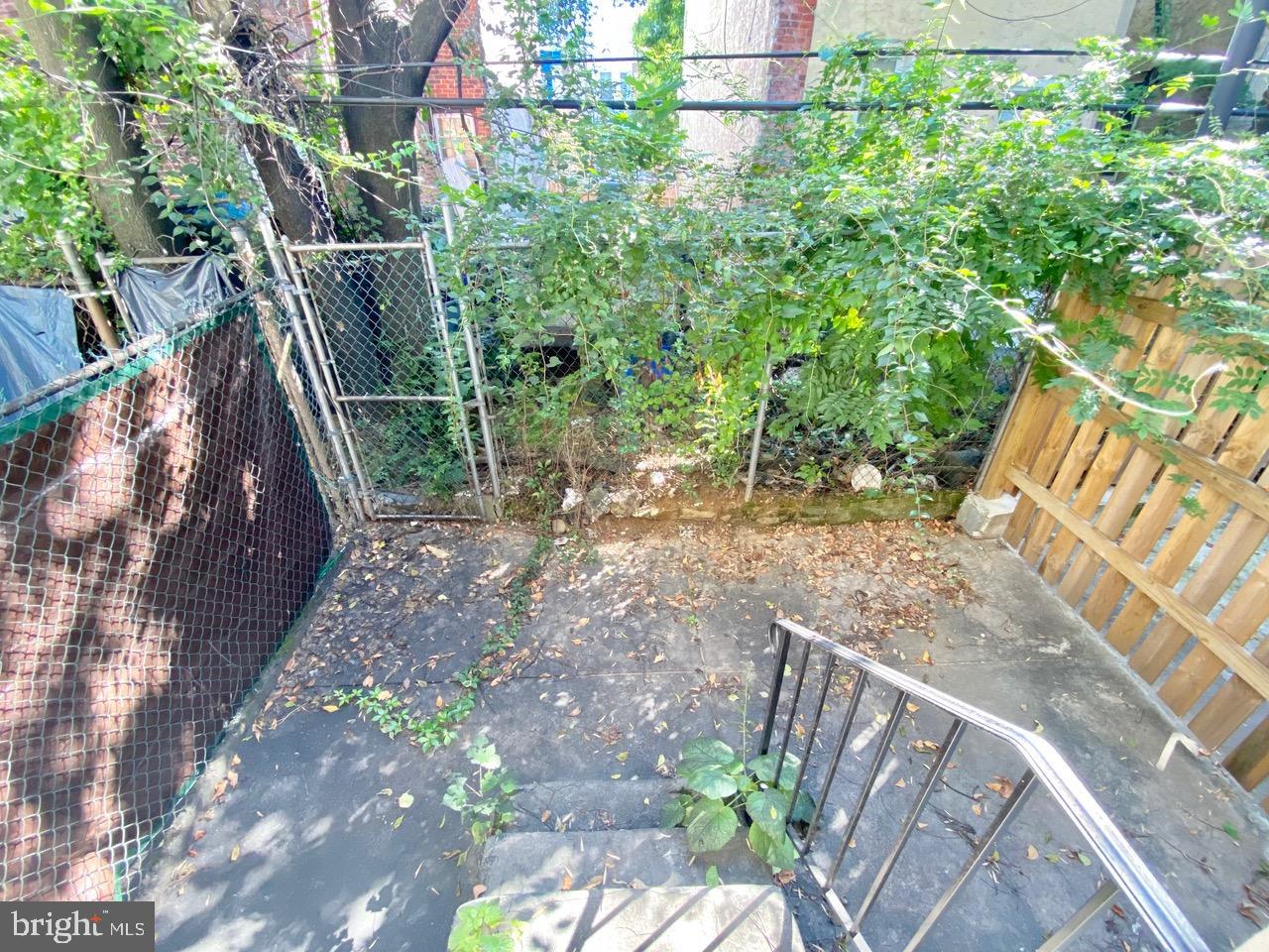 459 N Dearborn St