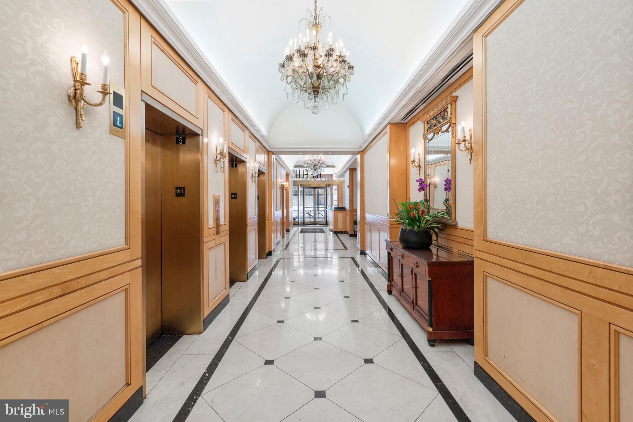 1500 Chestnut St #7i