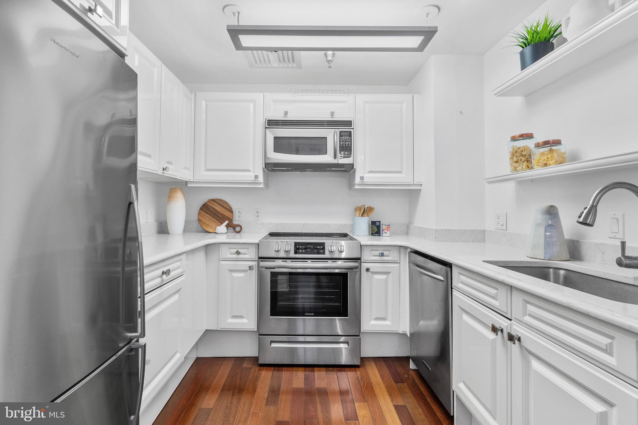 1500 Chestnut St #7i