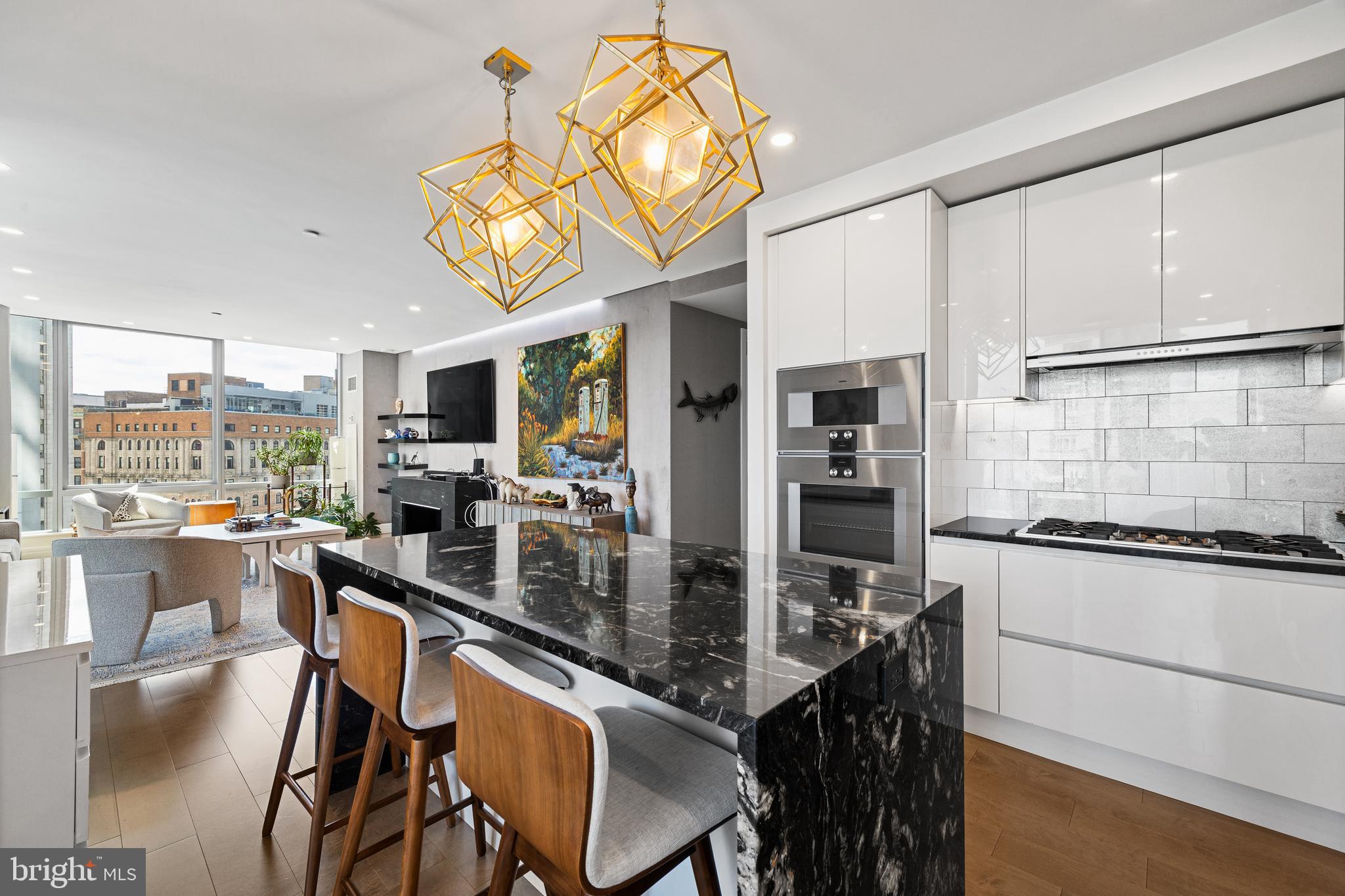 1414 S PENN SQUARE 00 22B