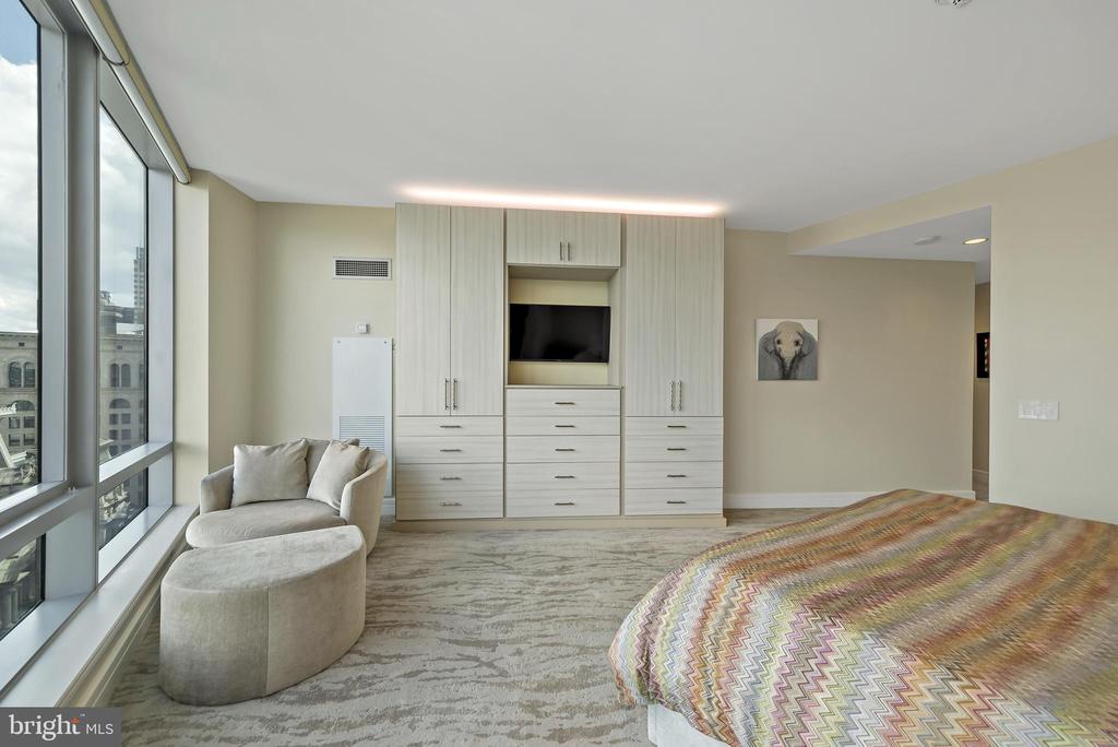1414 S PENN SQUARE 22B