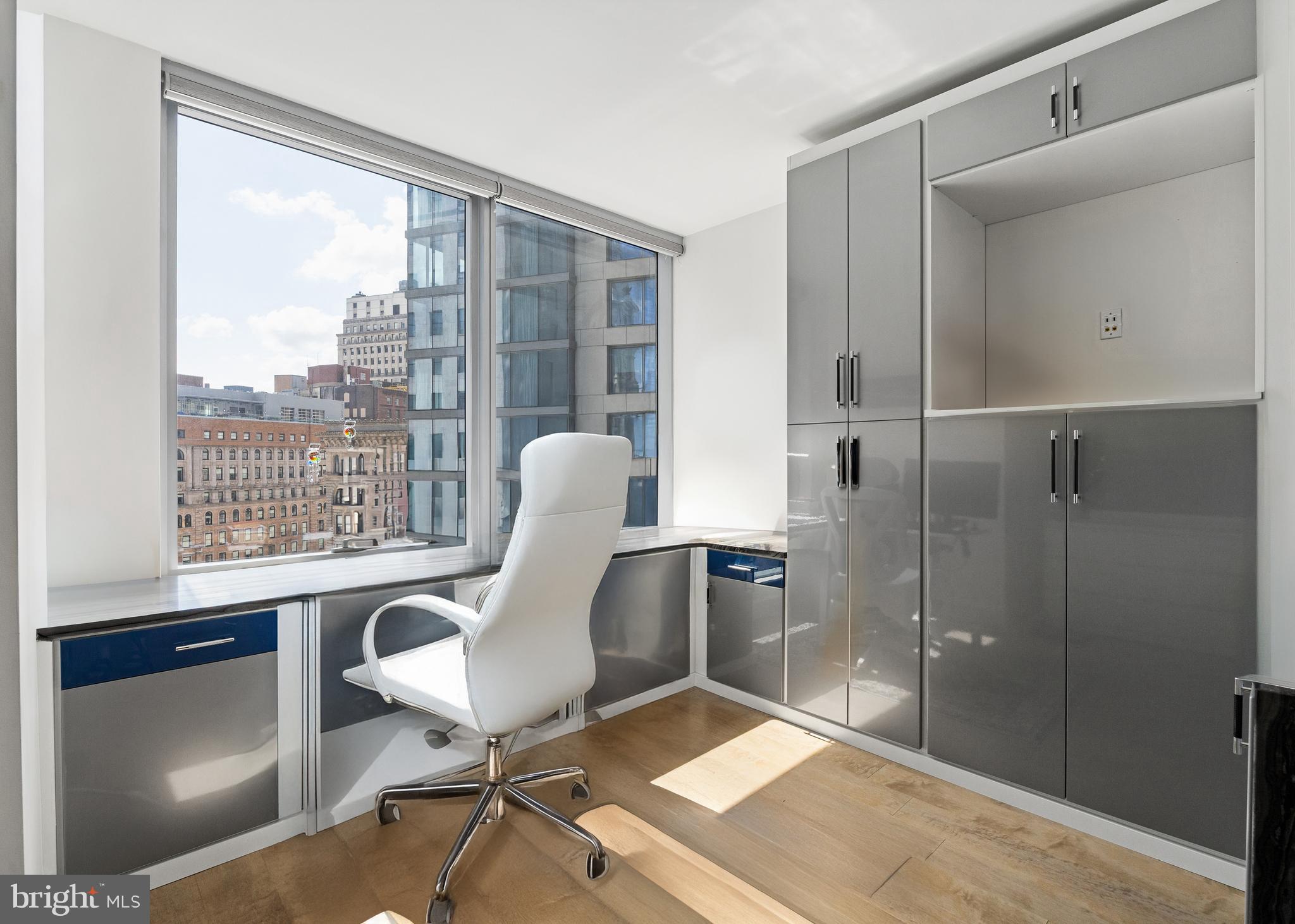 1414 S PENN SQUARE 00 22B