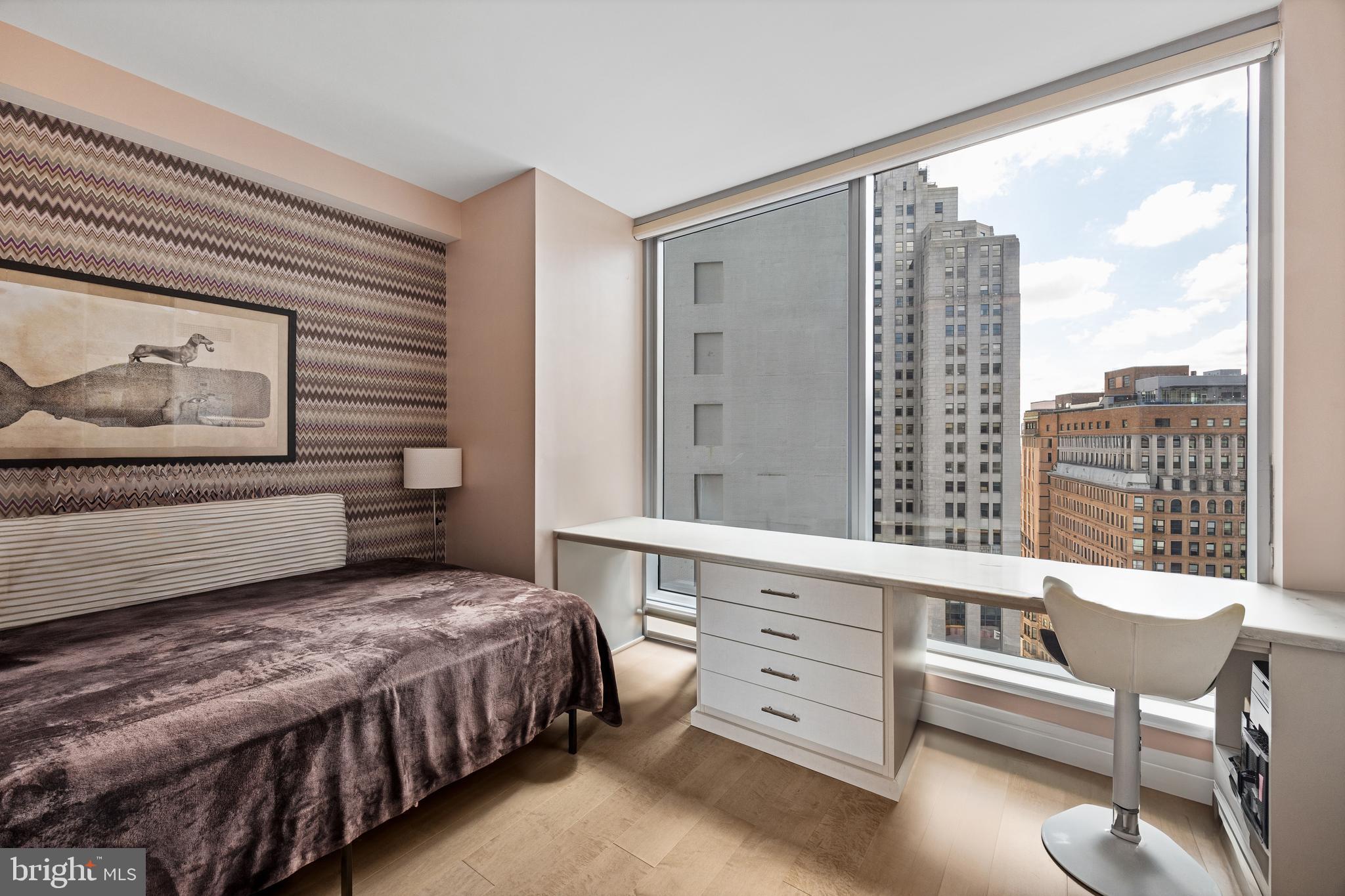 1414 S PENN SQUARE 00 22B