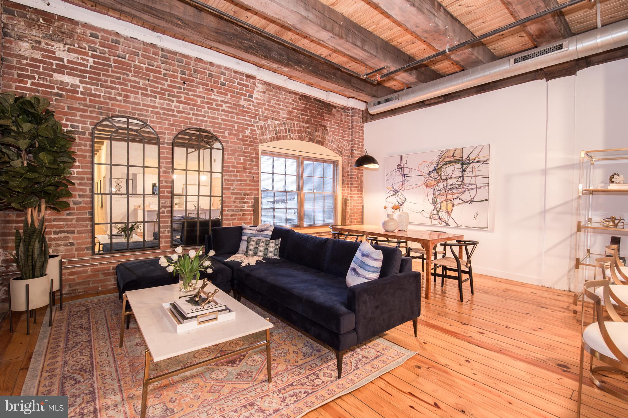 1099 GERMANTOWN AVE #M109