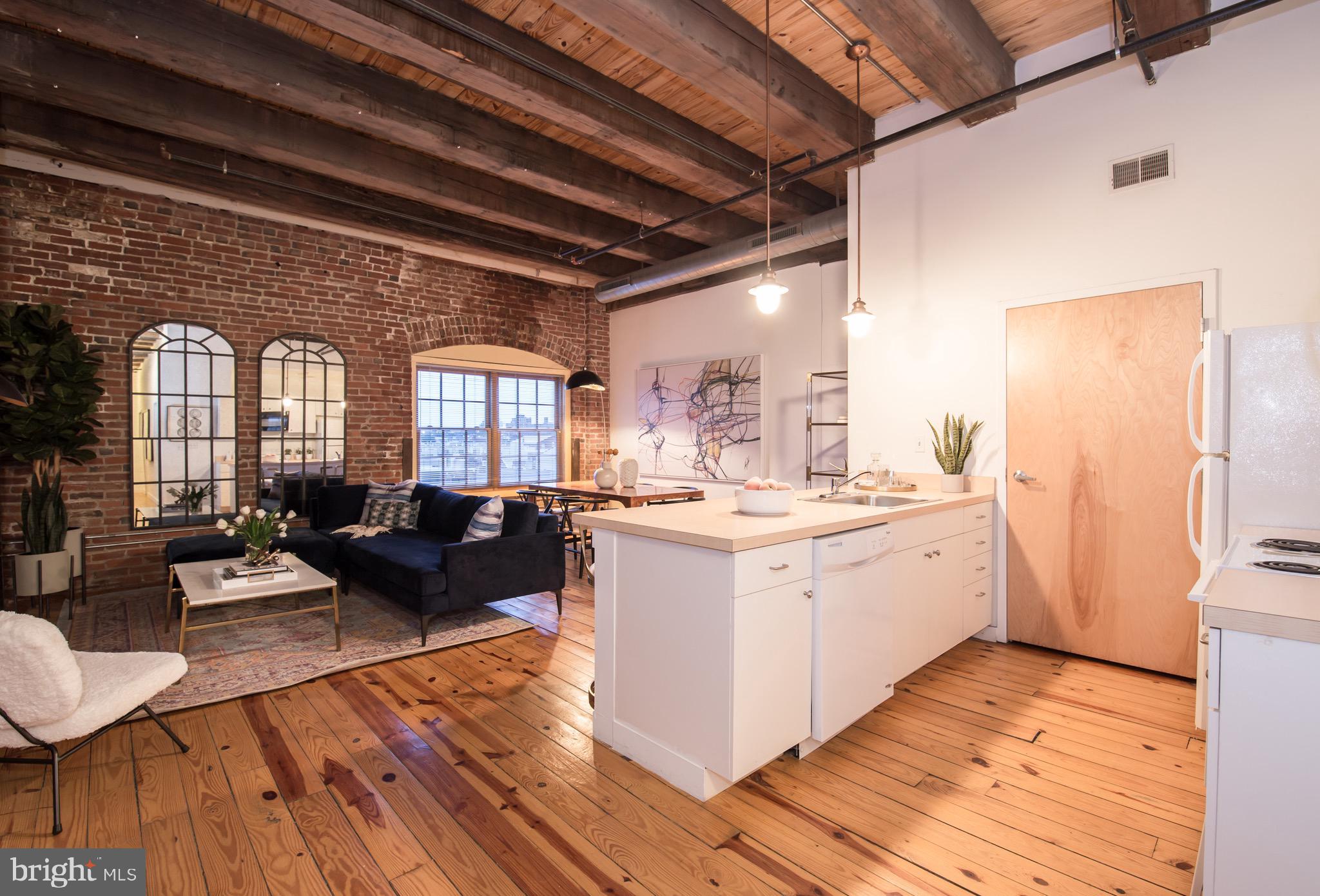 1099 GERMANTOWN AVE #M109