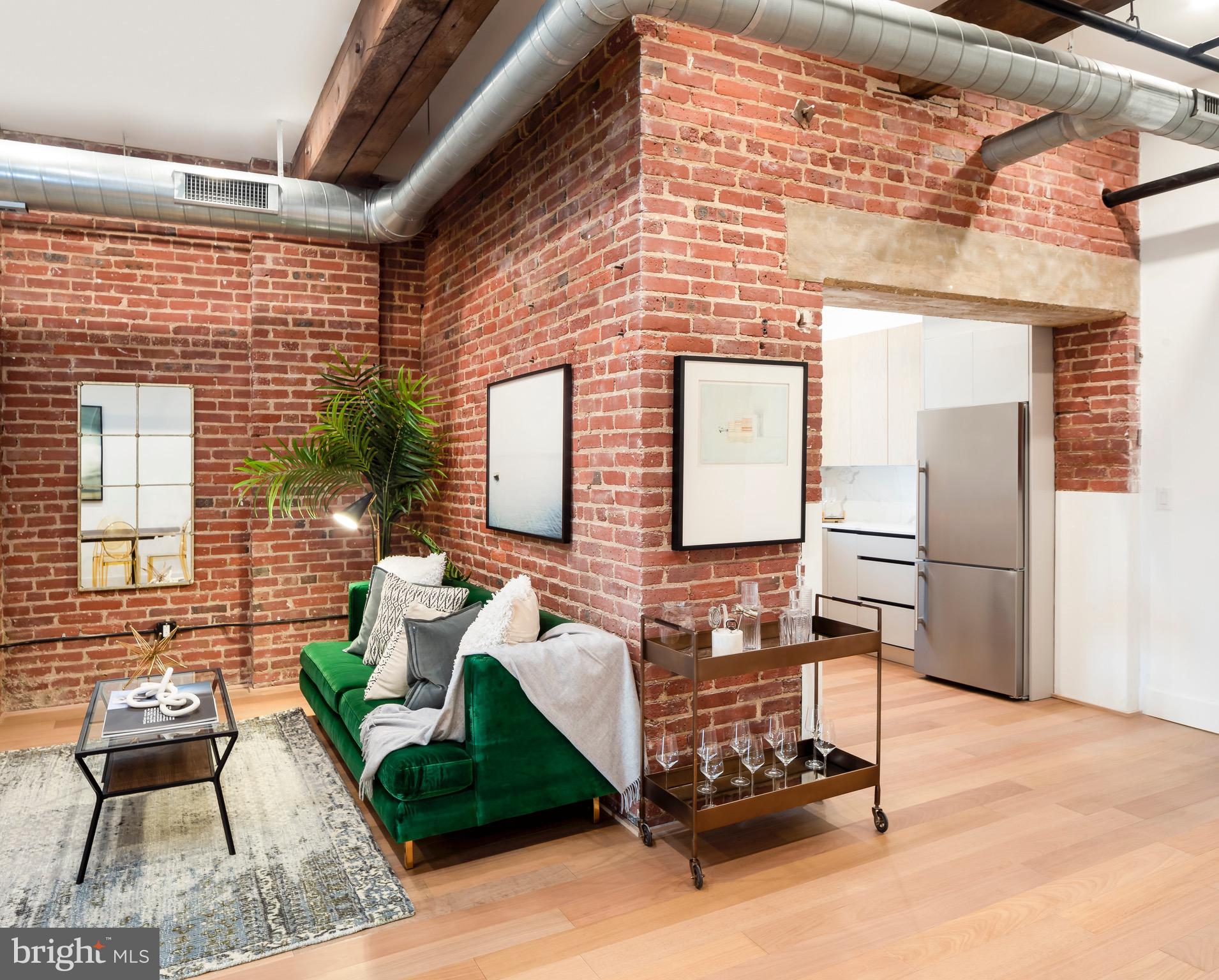 1099 GERMANTOWN AVE #M109