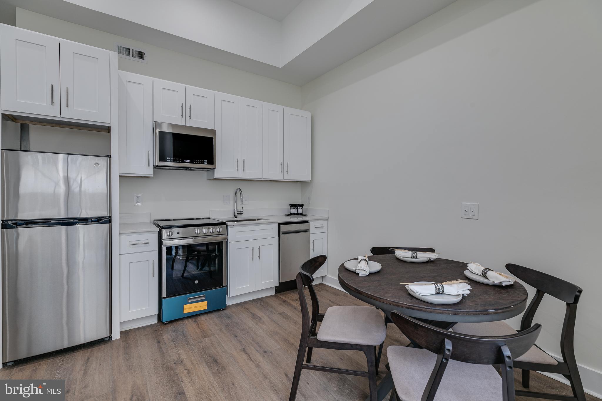 150 S INDEPENDENCE MALL W 403