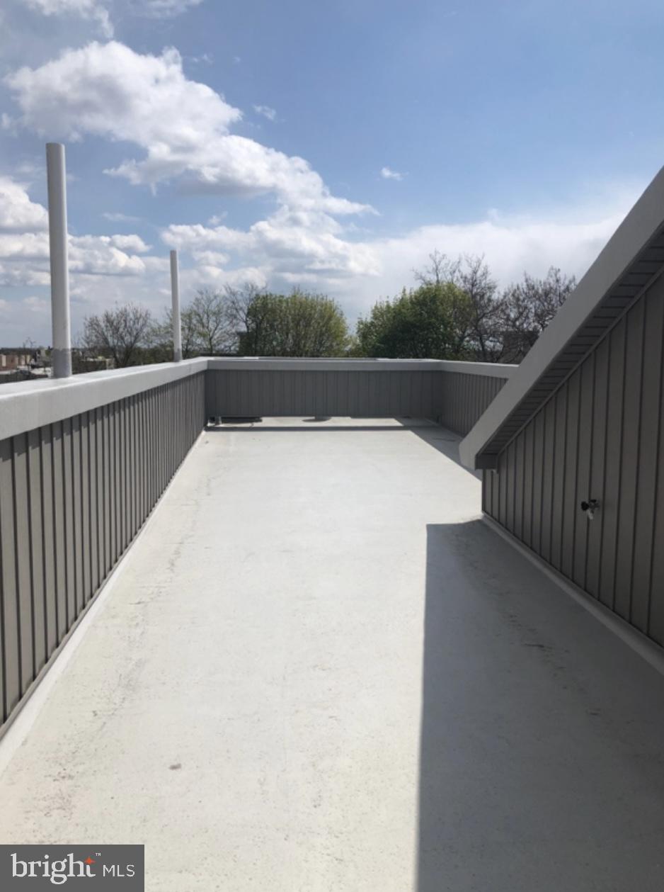 2120 N FRANKLIN STREET