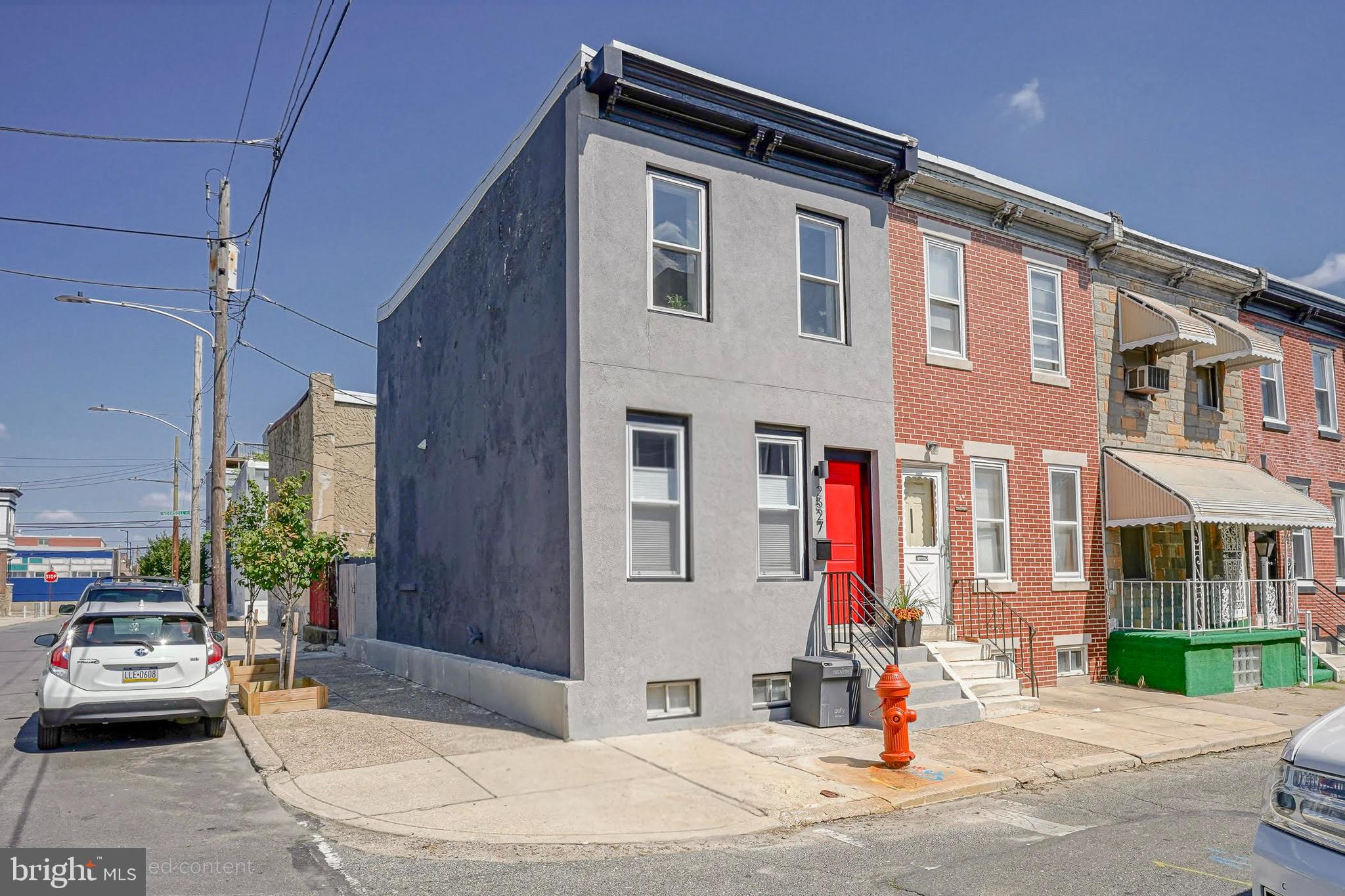 2527 W SEYBERT STREET