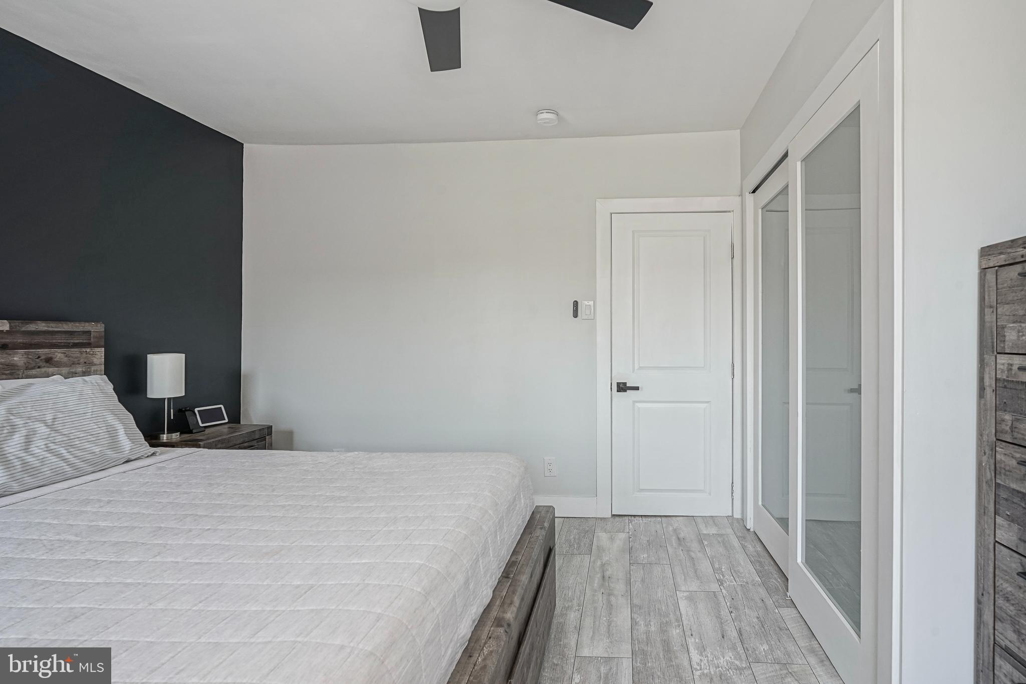 2527 W SEYBERT STREET