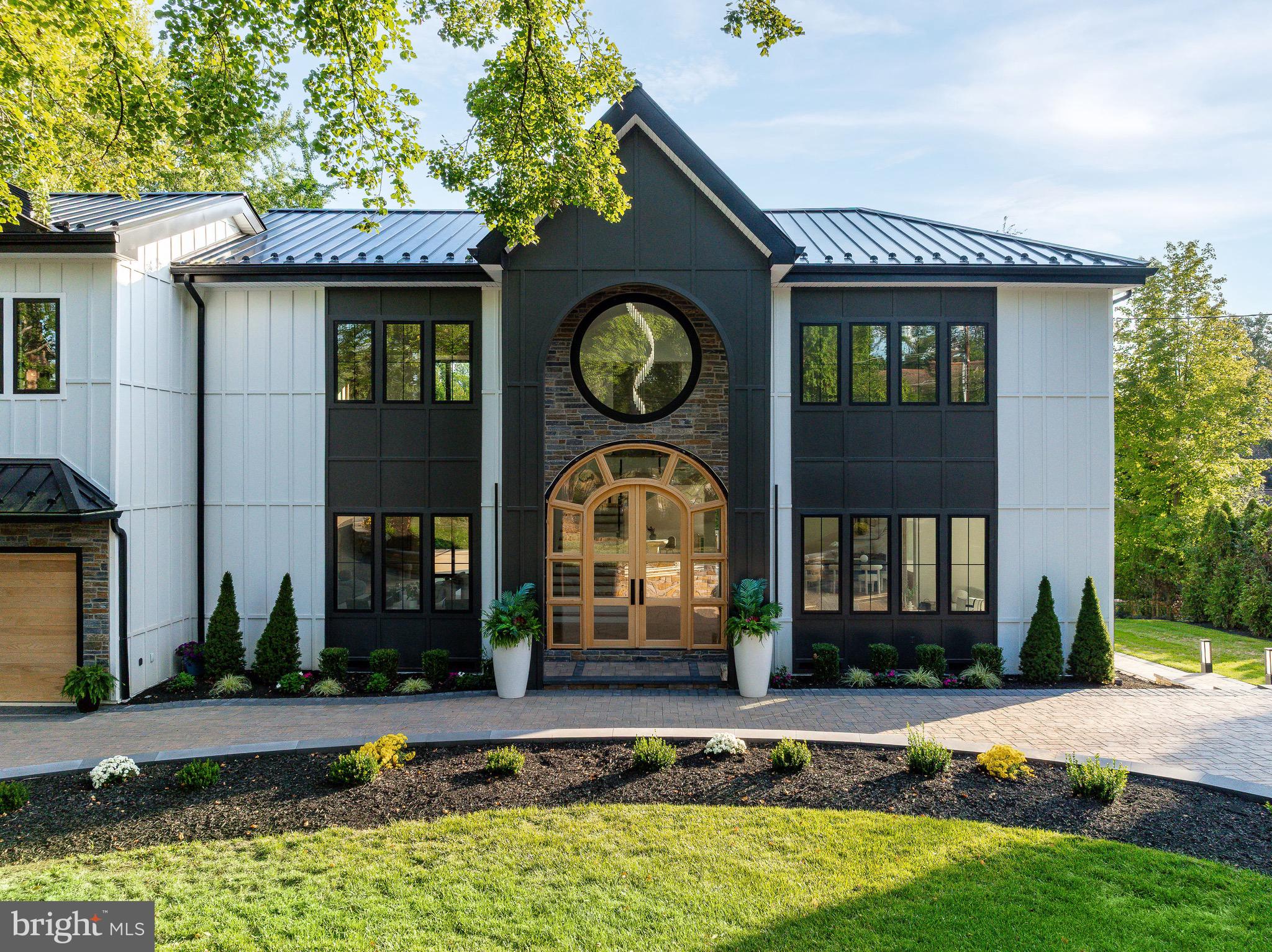 9402 MEADOWBROOK AVENUE