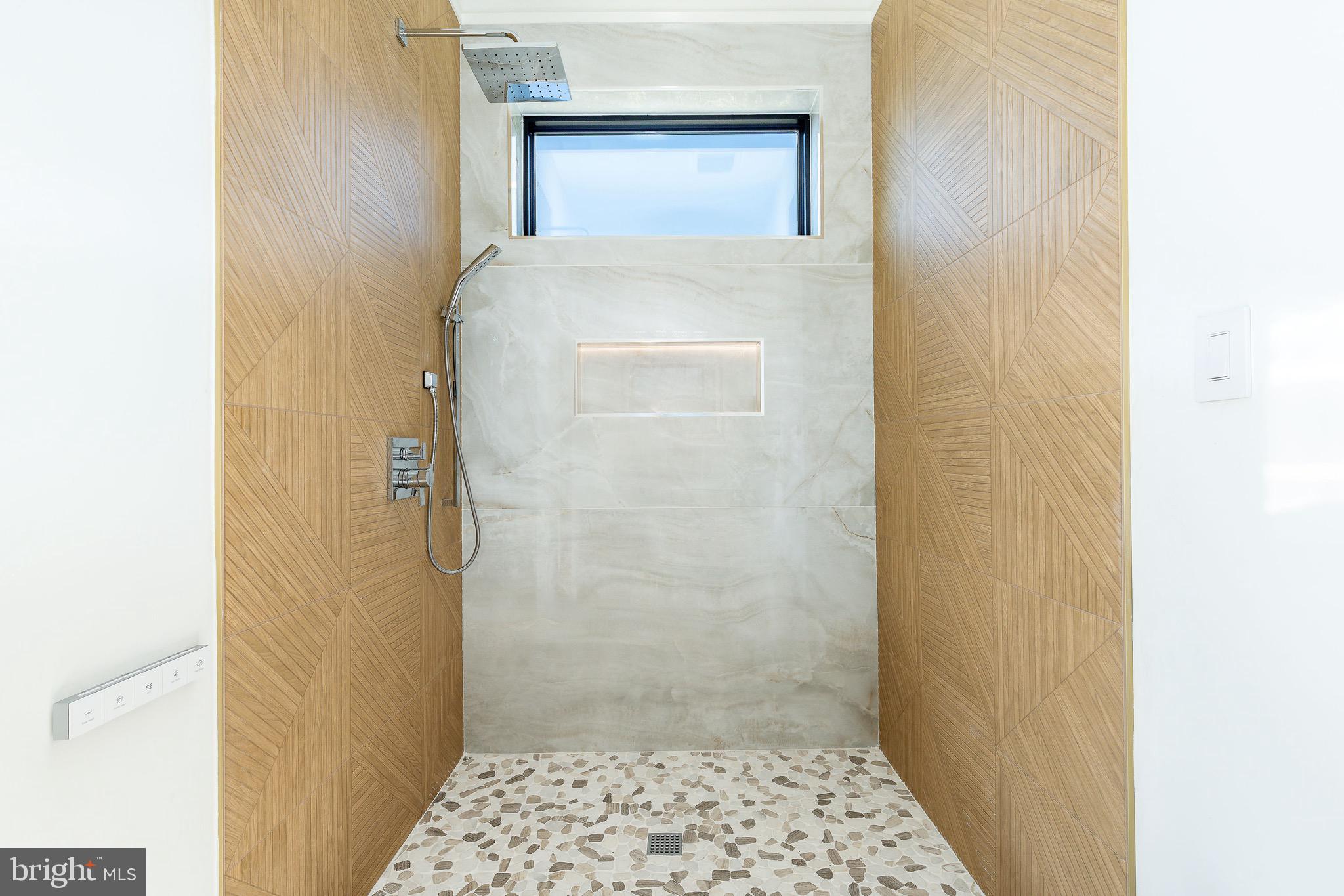 9402 MEADOWBROOK AVENUE