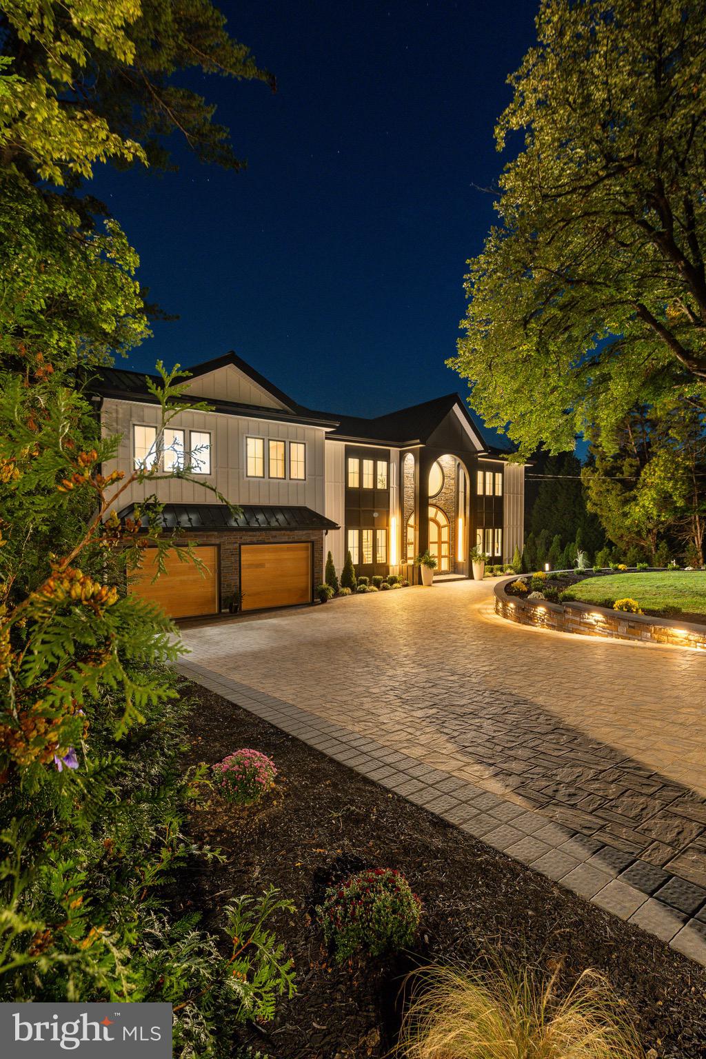 9402 MEADOWBROOK AVENUE