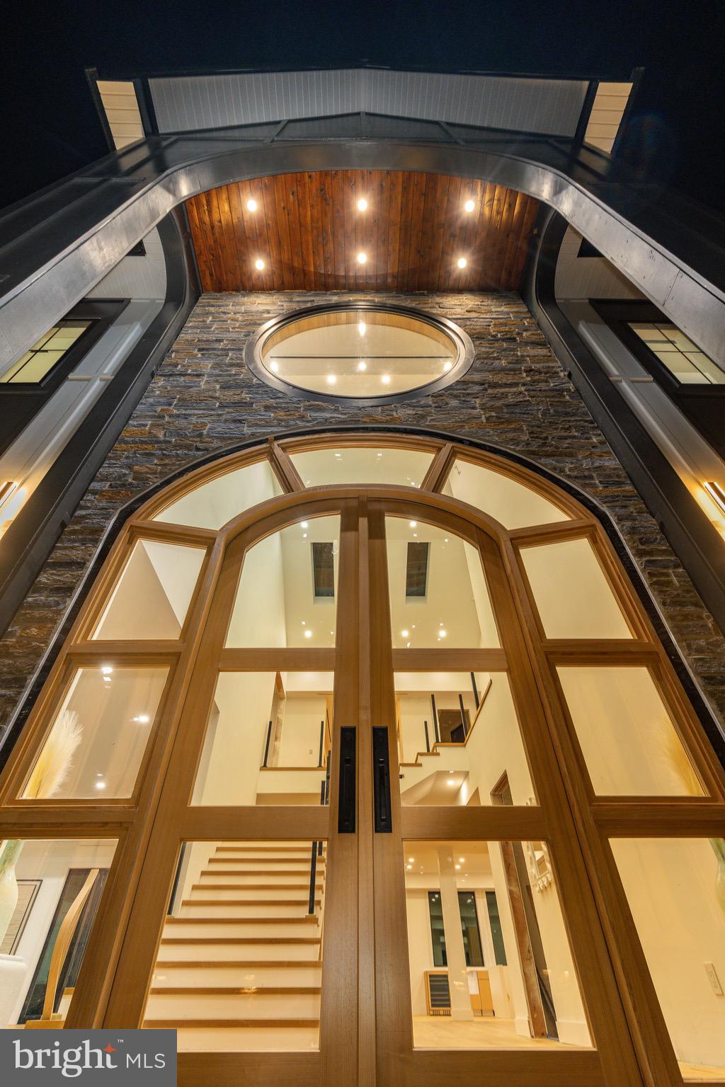 9402 MEADOWBROOK AVENUE