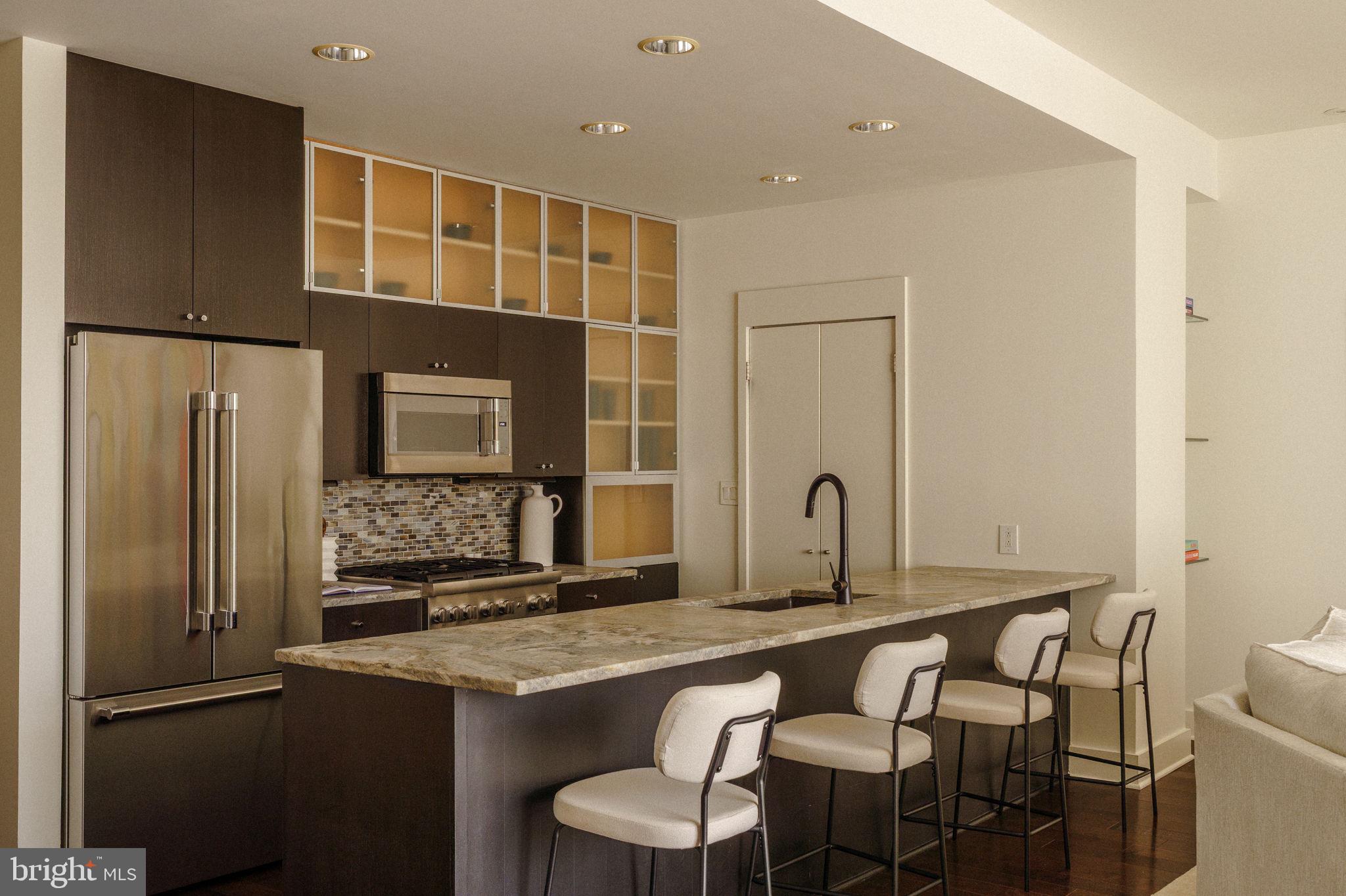 1101 LOCUST STREET 10D