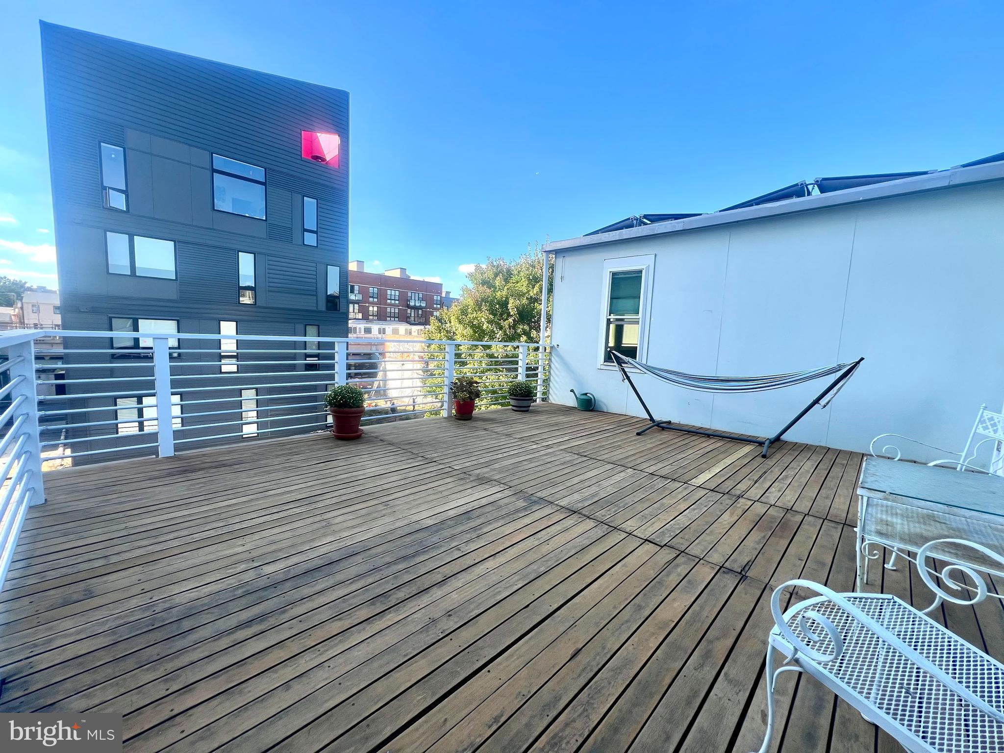 1226 LEOPARD STREET 28 D