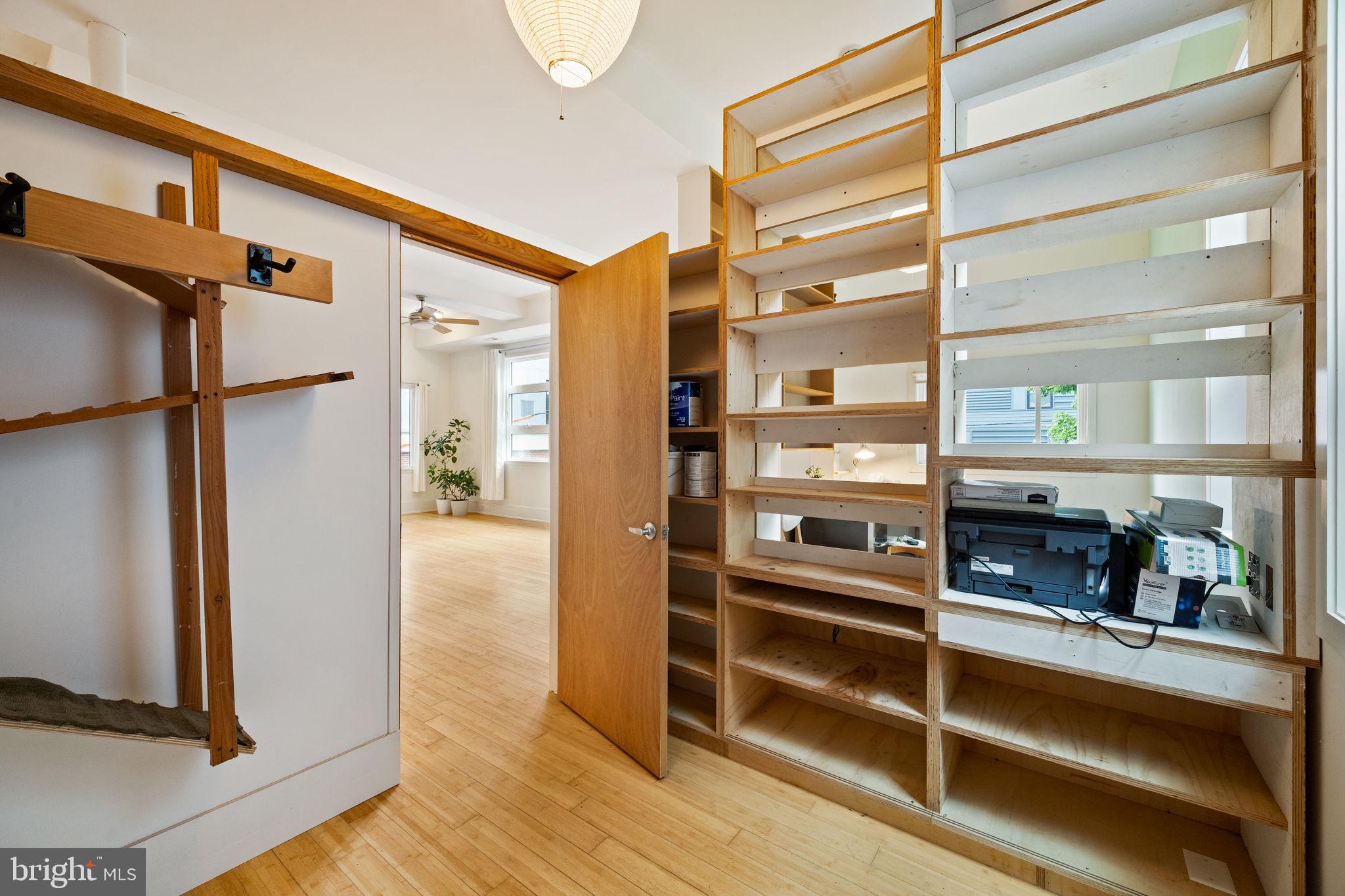 1226 LEOPARD STREET 28 D