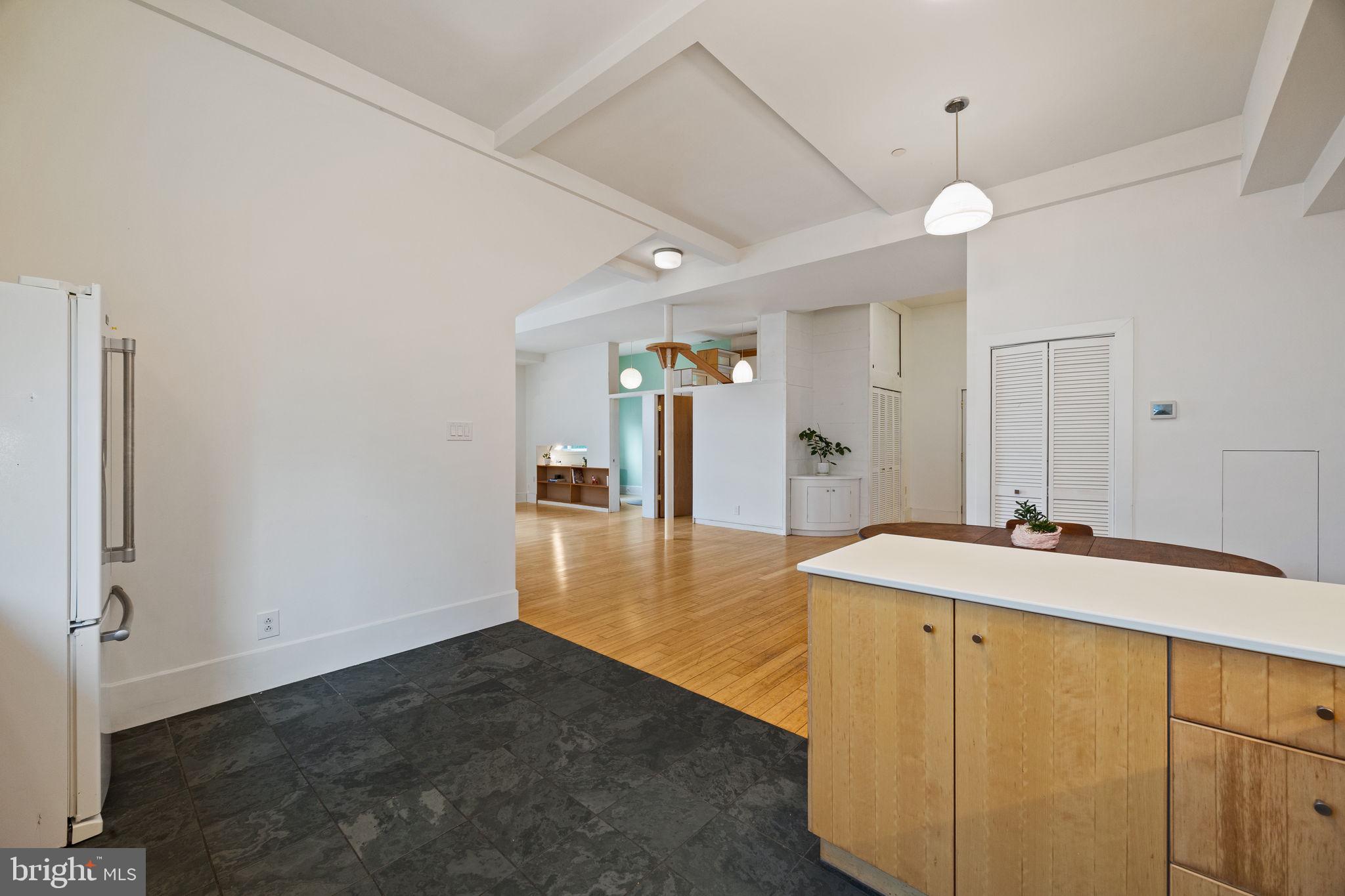 1226 LEOPARD STREET 28 D