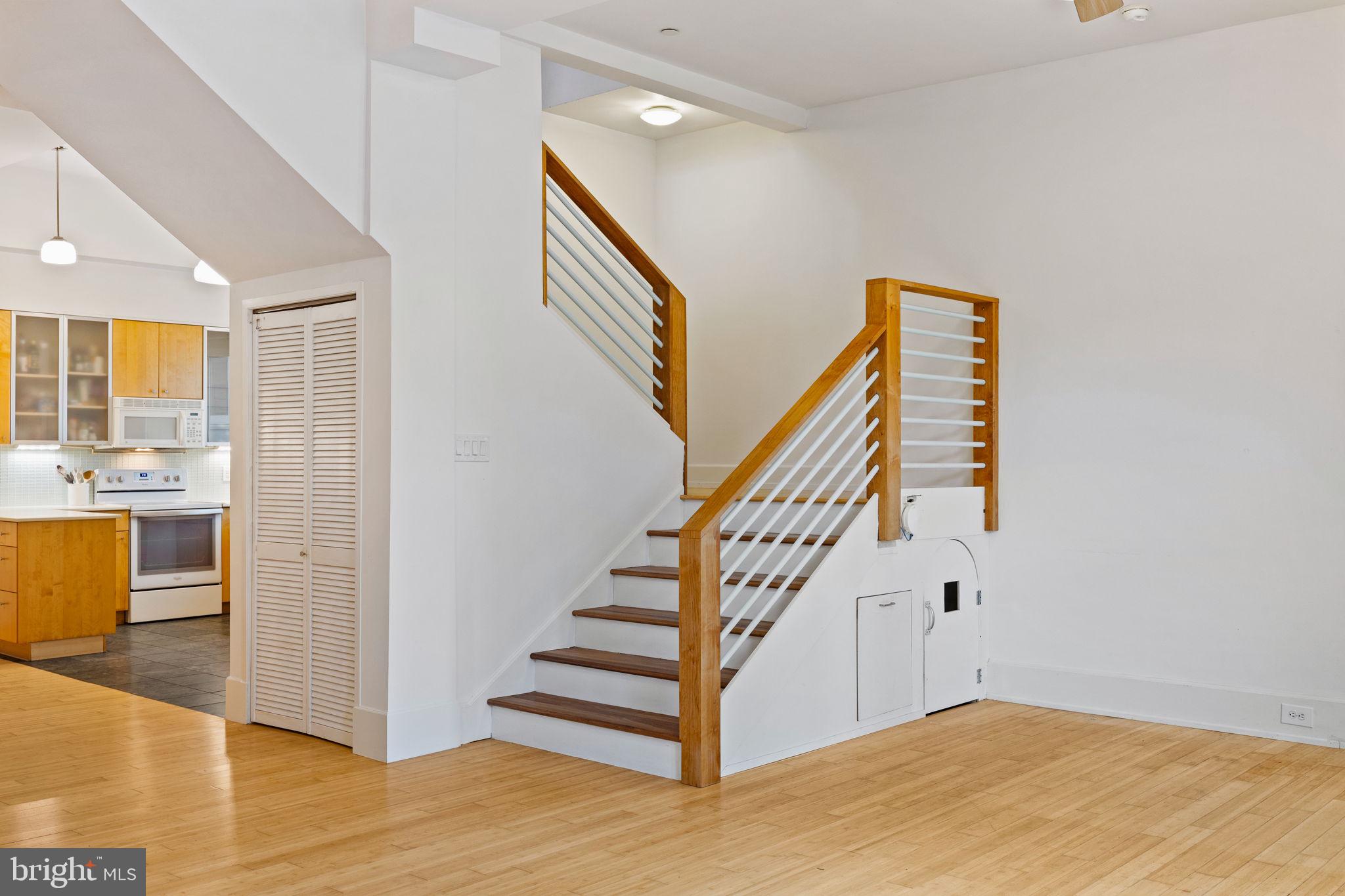 1226 LEOPARD STREET 28 D