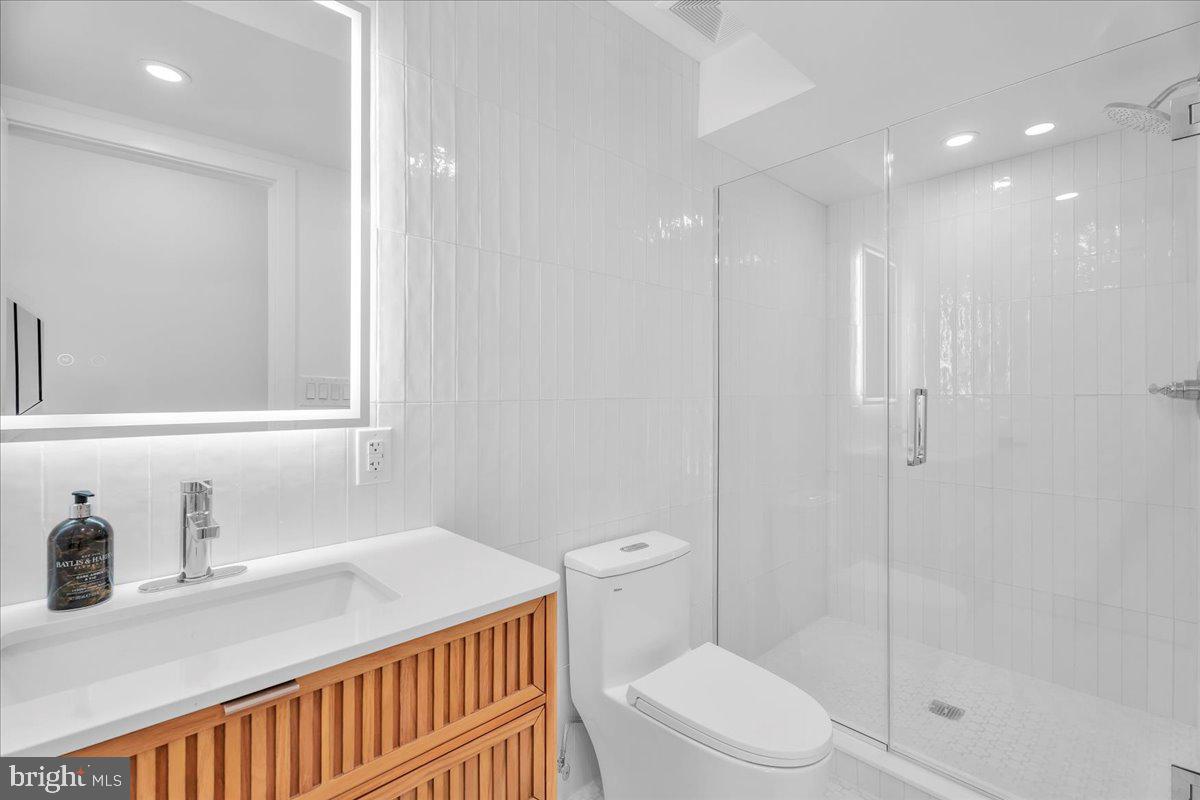 1146 N GALLOWAY STREET