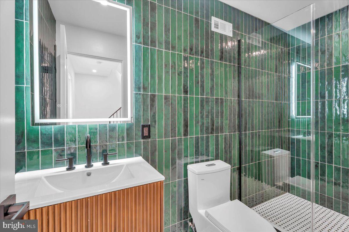 1146 N GALLOWAY STREET