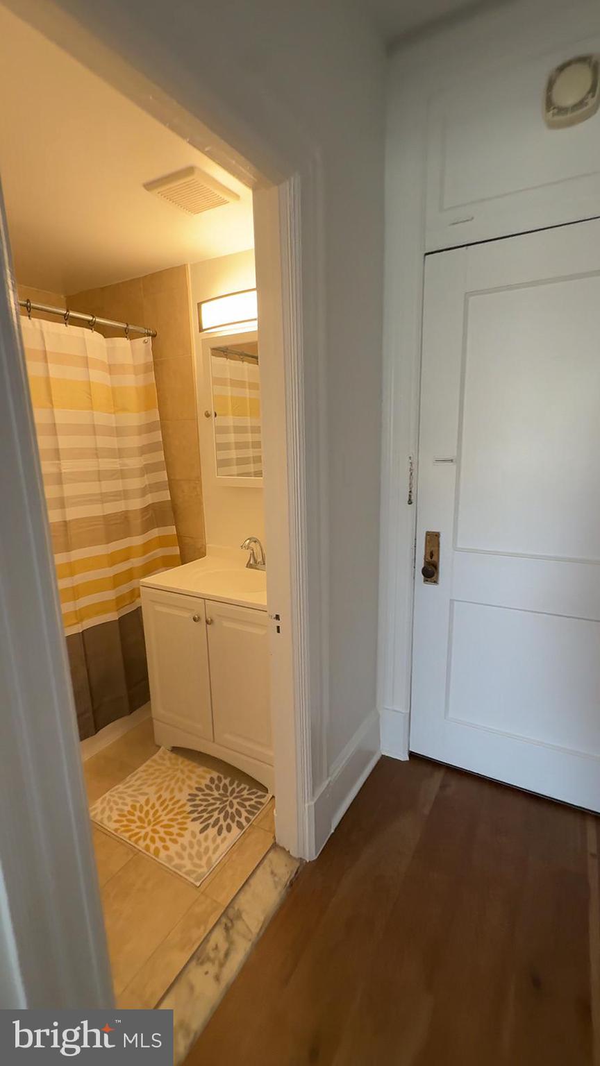 1324 LOCUST STREET 00 1209