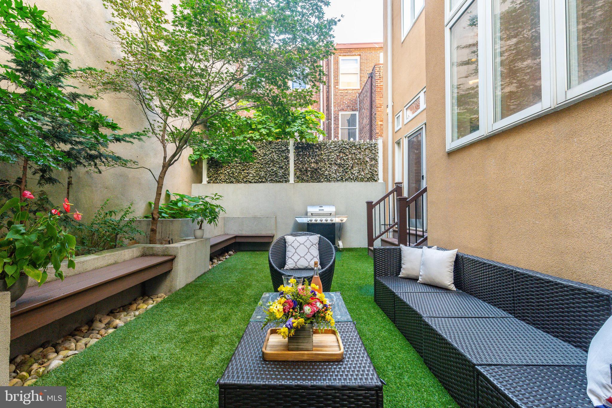 838 LOMBARD STREET 