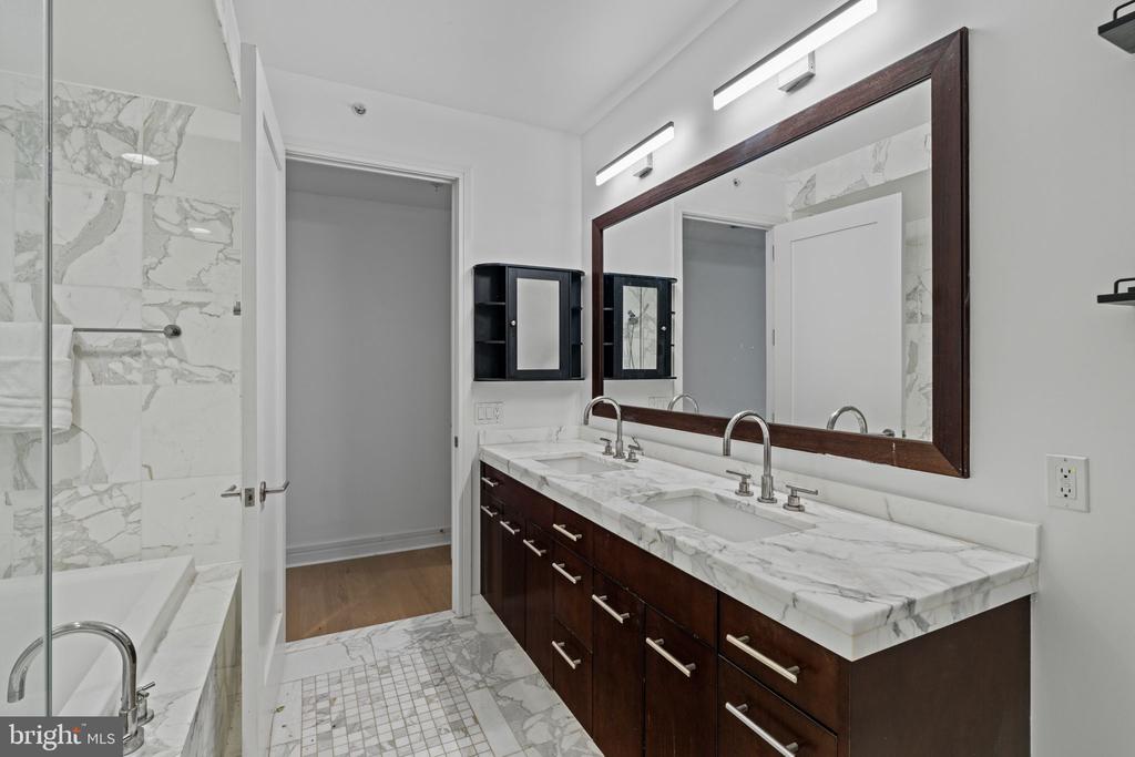 1414 S PENN SQUARE 5B