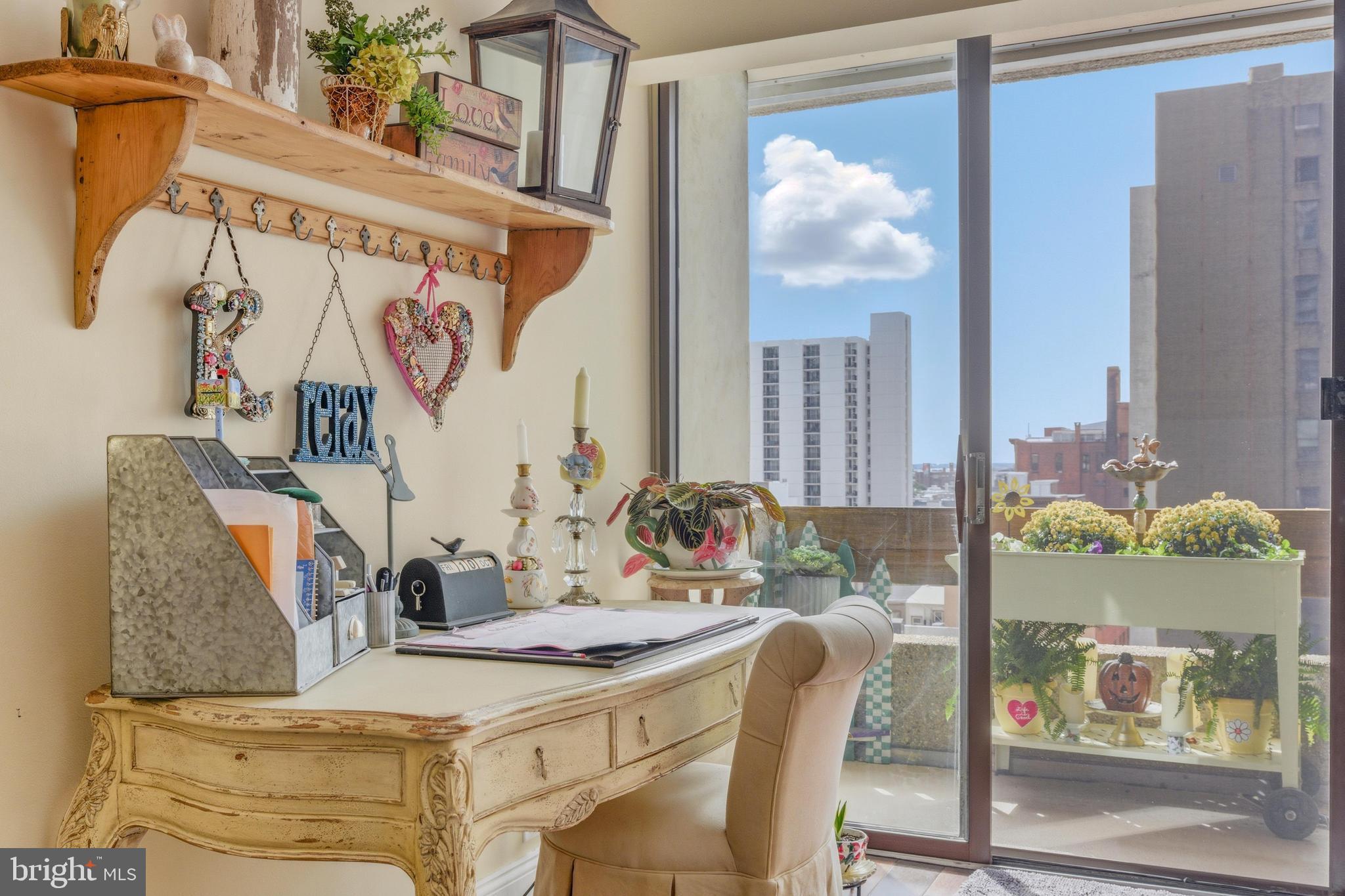 1326 SPRUCE STREET 42 808