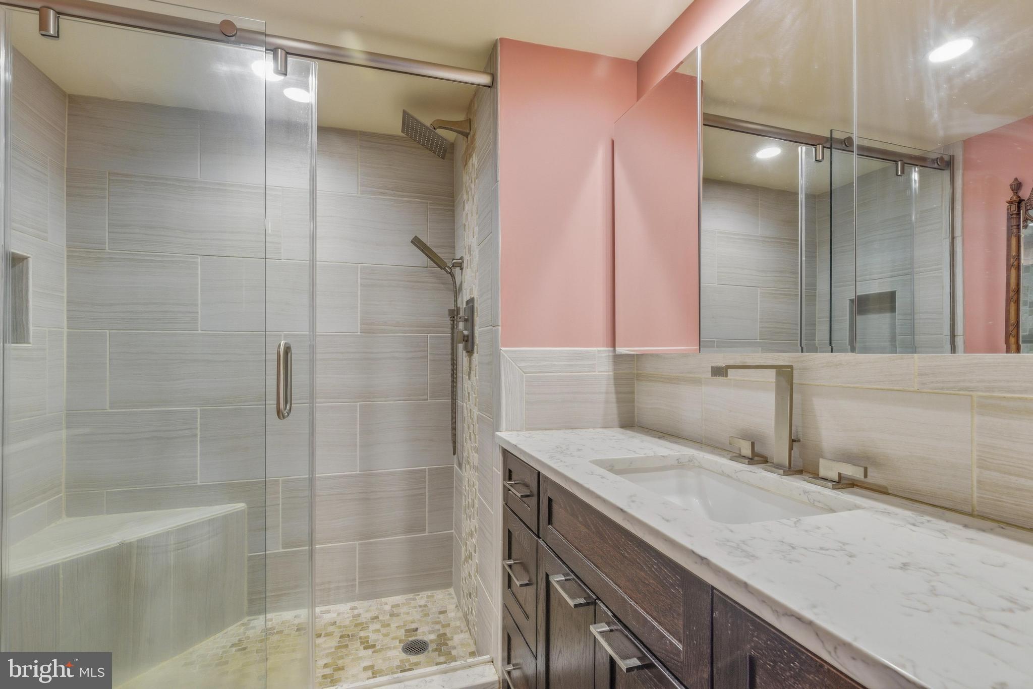 1326 SPRUCE STREET 42 808